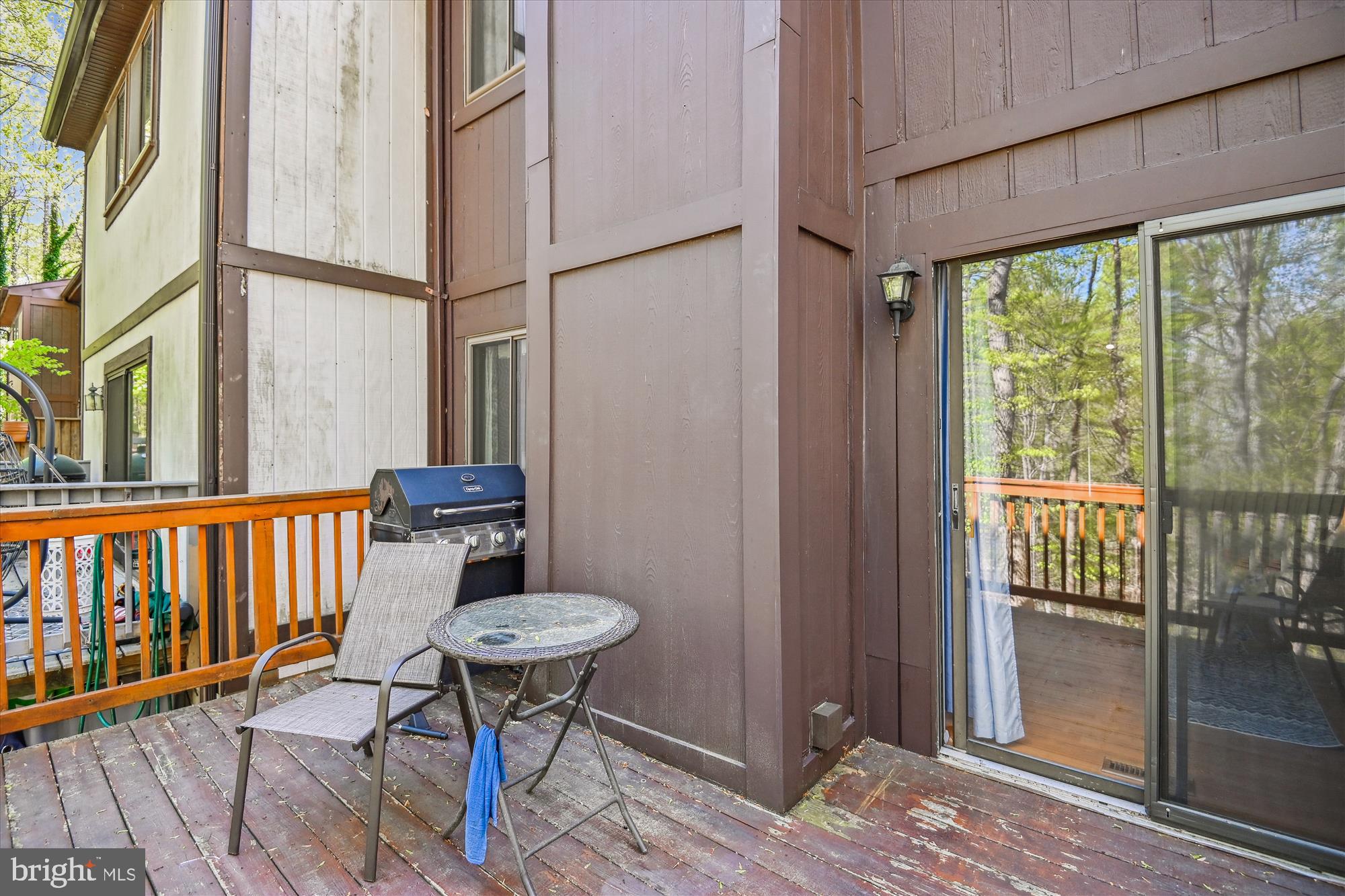 1223 SUMMERWOOD COURT