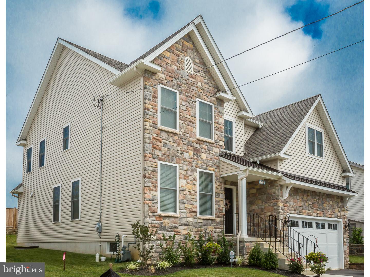 WOODMERE PARK - Residential