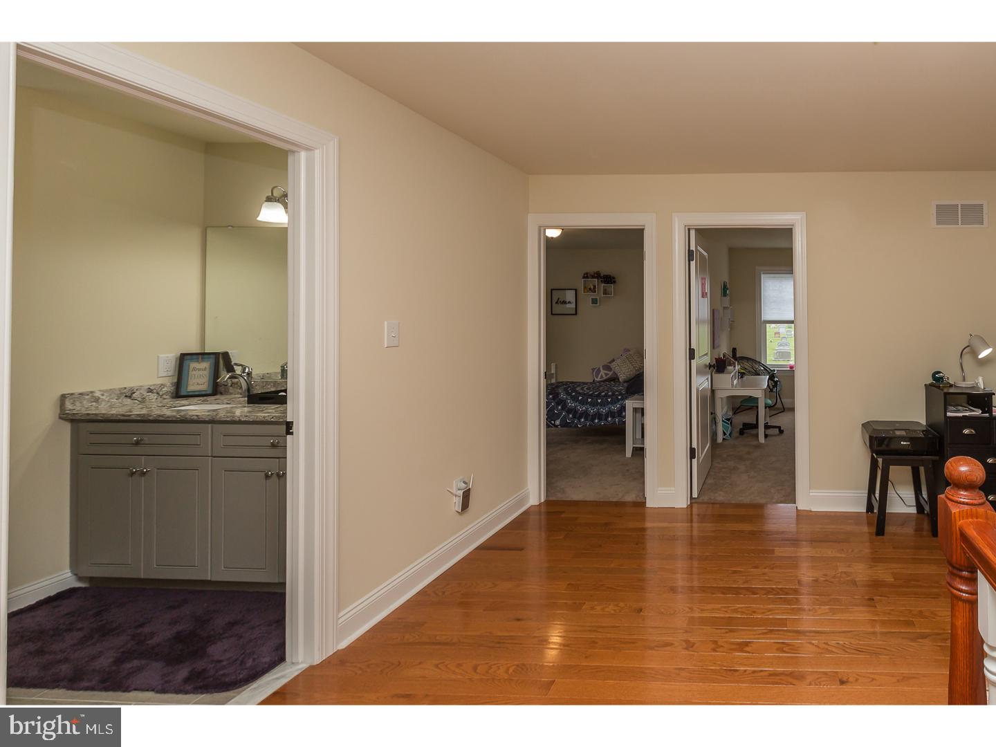 WOODMERE PARK - Residential
