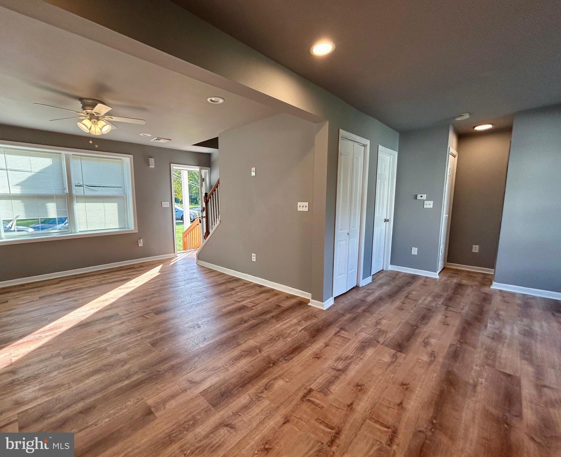 GREEN LAWN PARK - Residential Lease