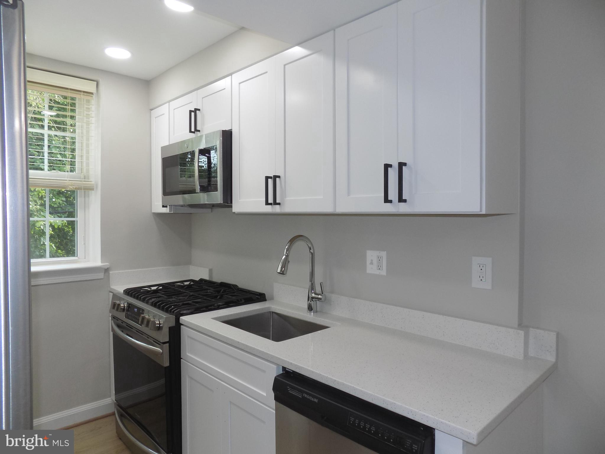 ARBORS OF ARLINGTON - Residential Lease