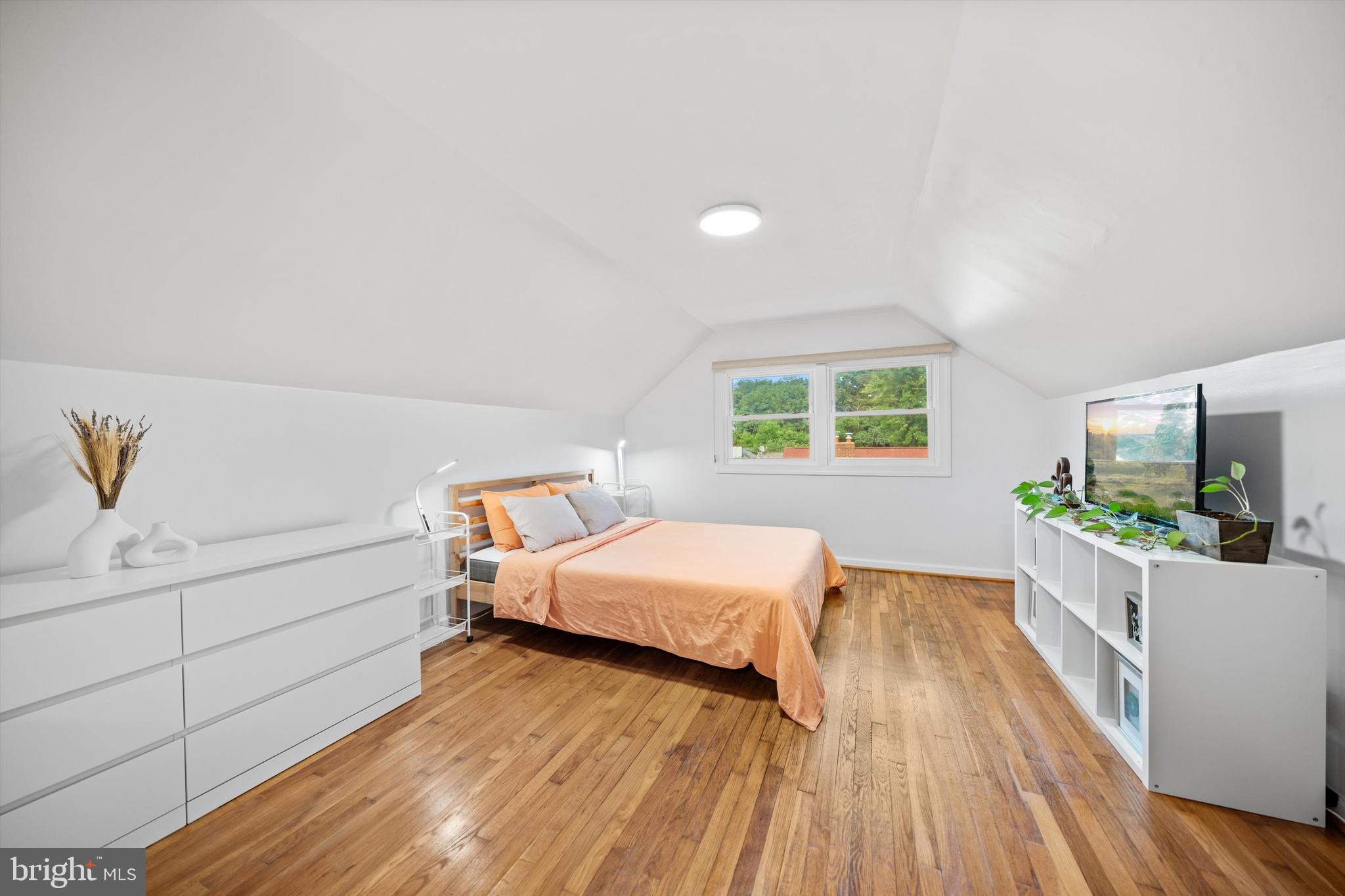 MARUMSCO HILLS - Residential Lease