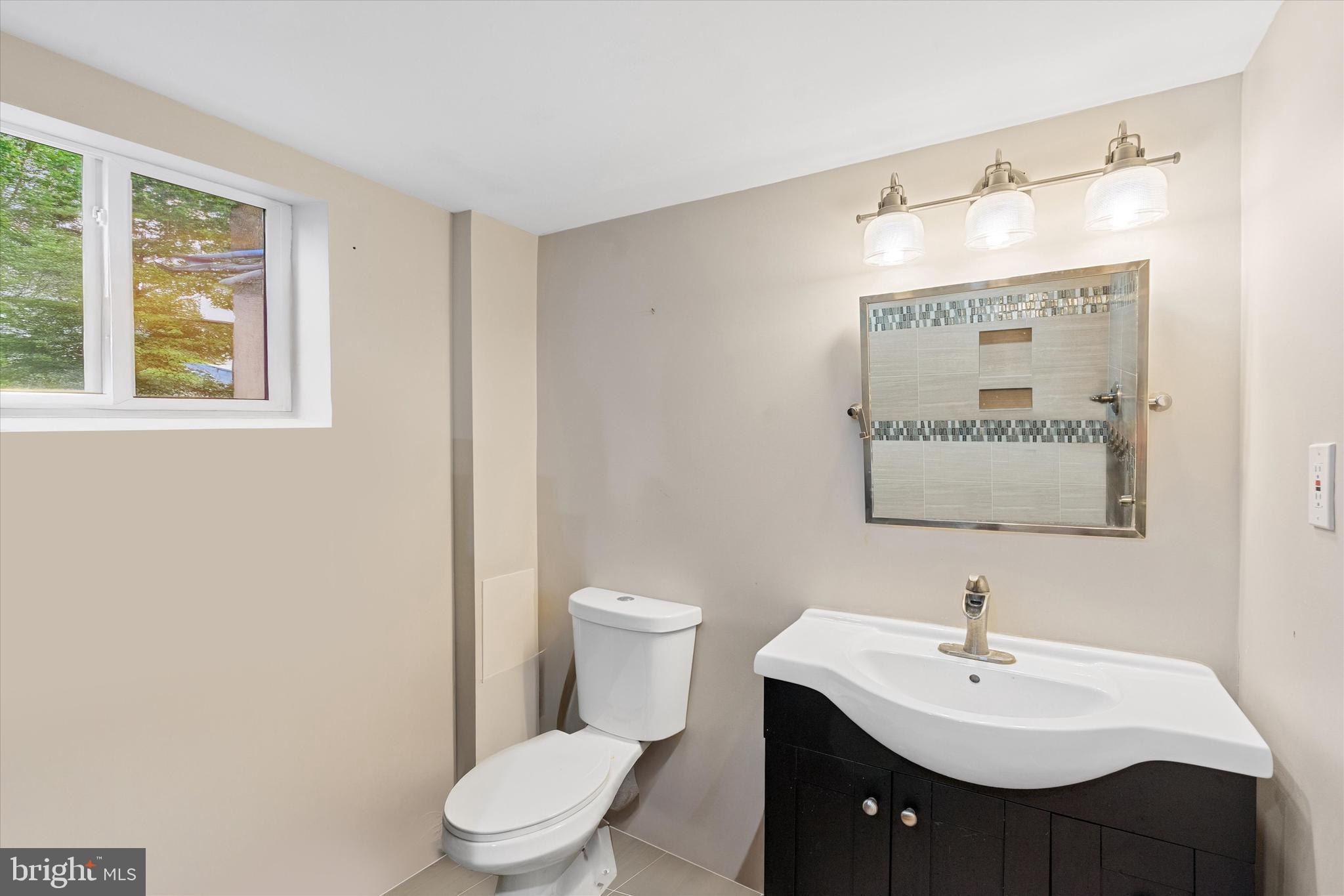 MARUMSCO HILLS - Residential Lease