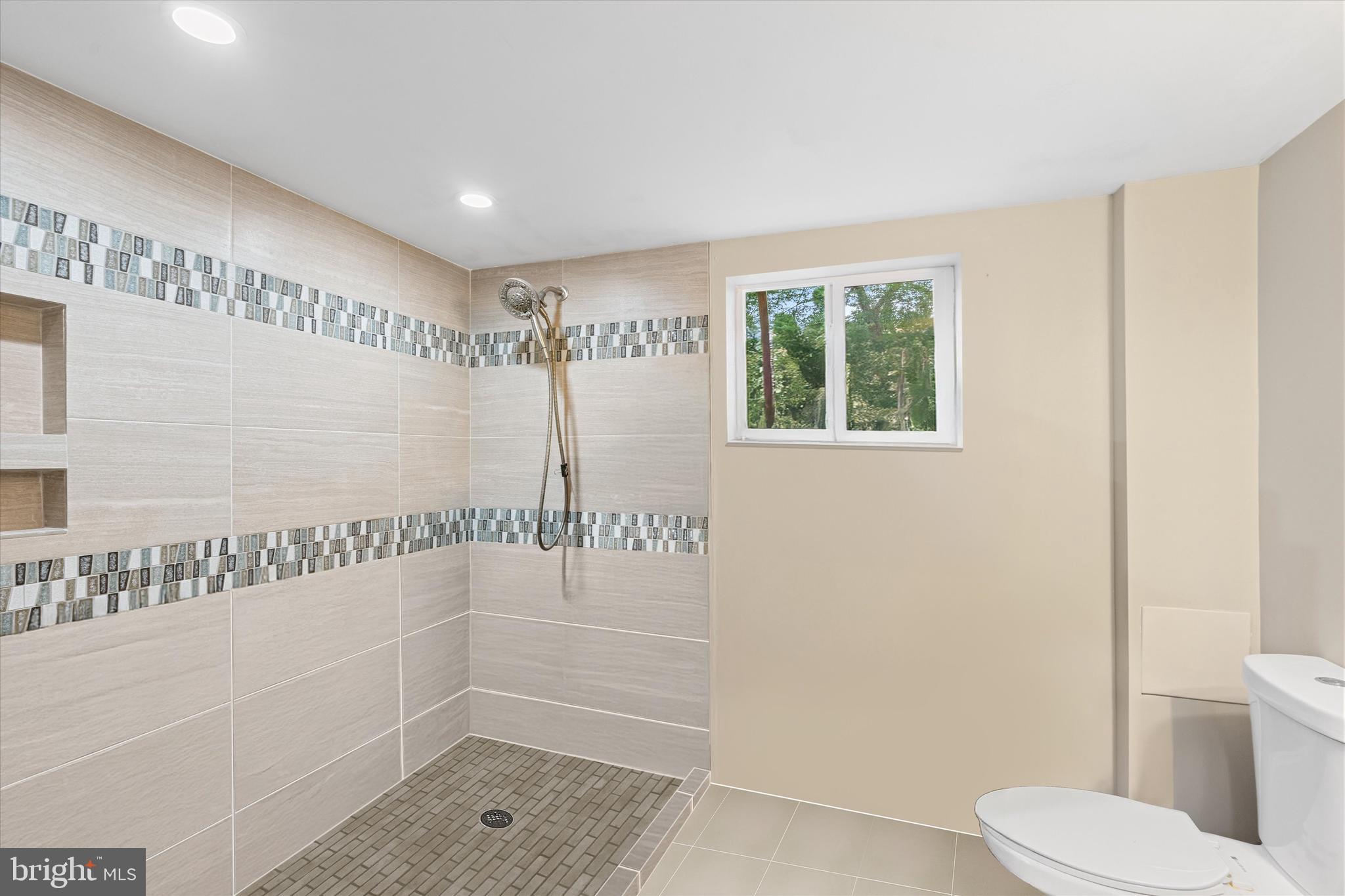 MARUMSCO HILLS - Residential Lease