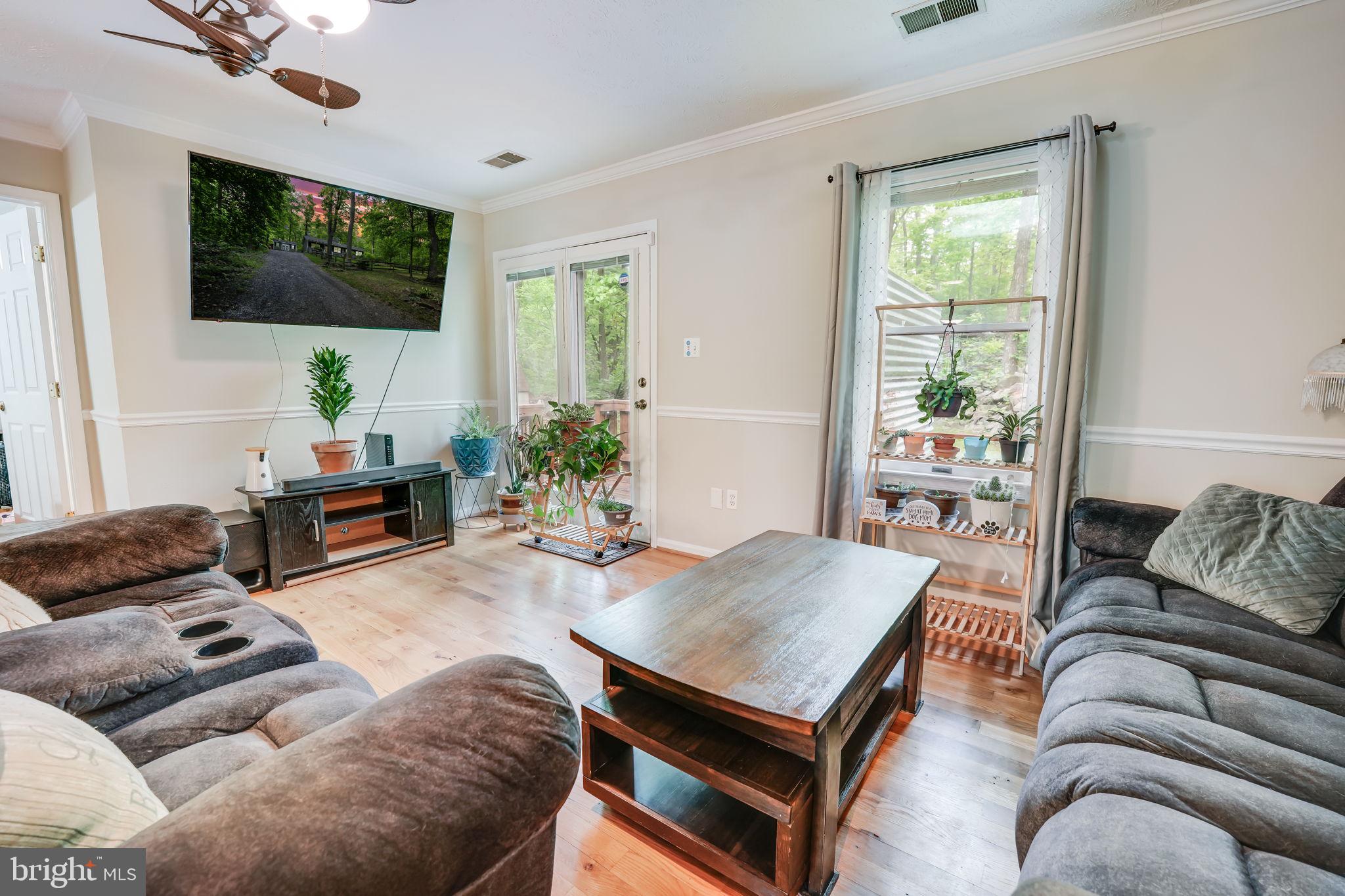 BLUE MOUNTAIN - Residential