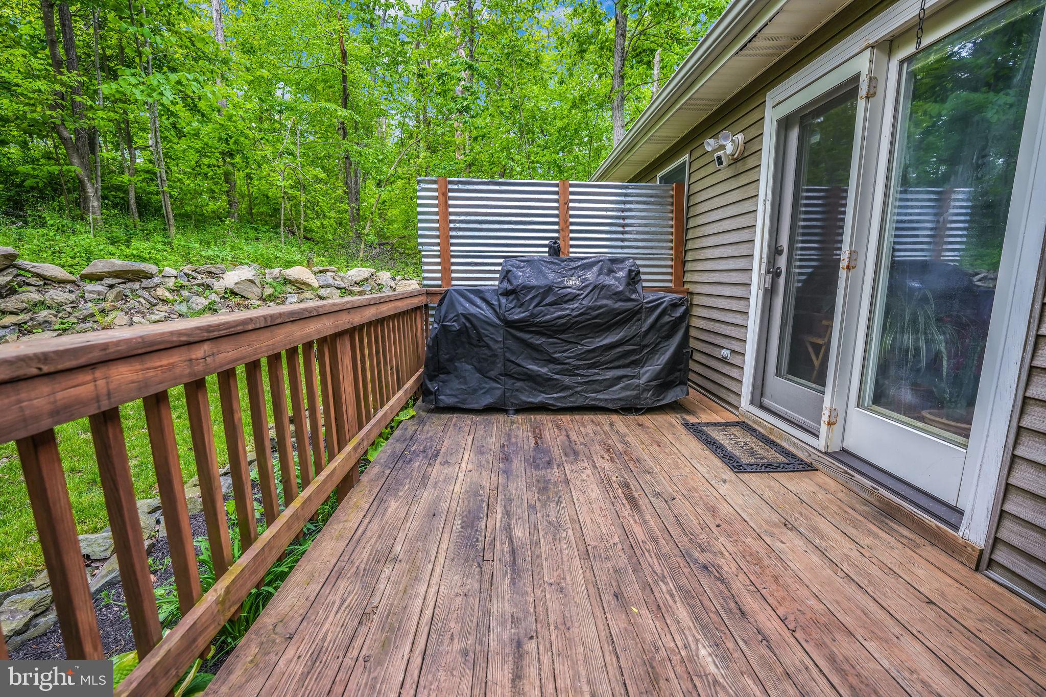 BLUE MOUNTAIN - Residential