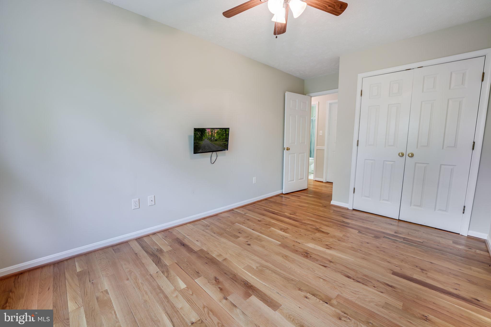 BLUE MOUNTAIN - Residential