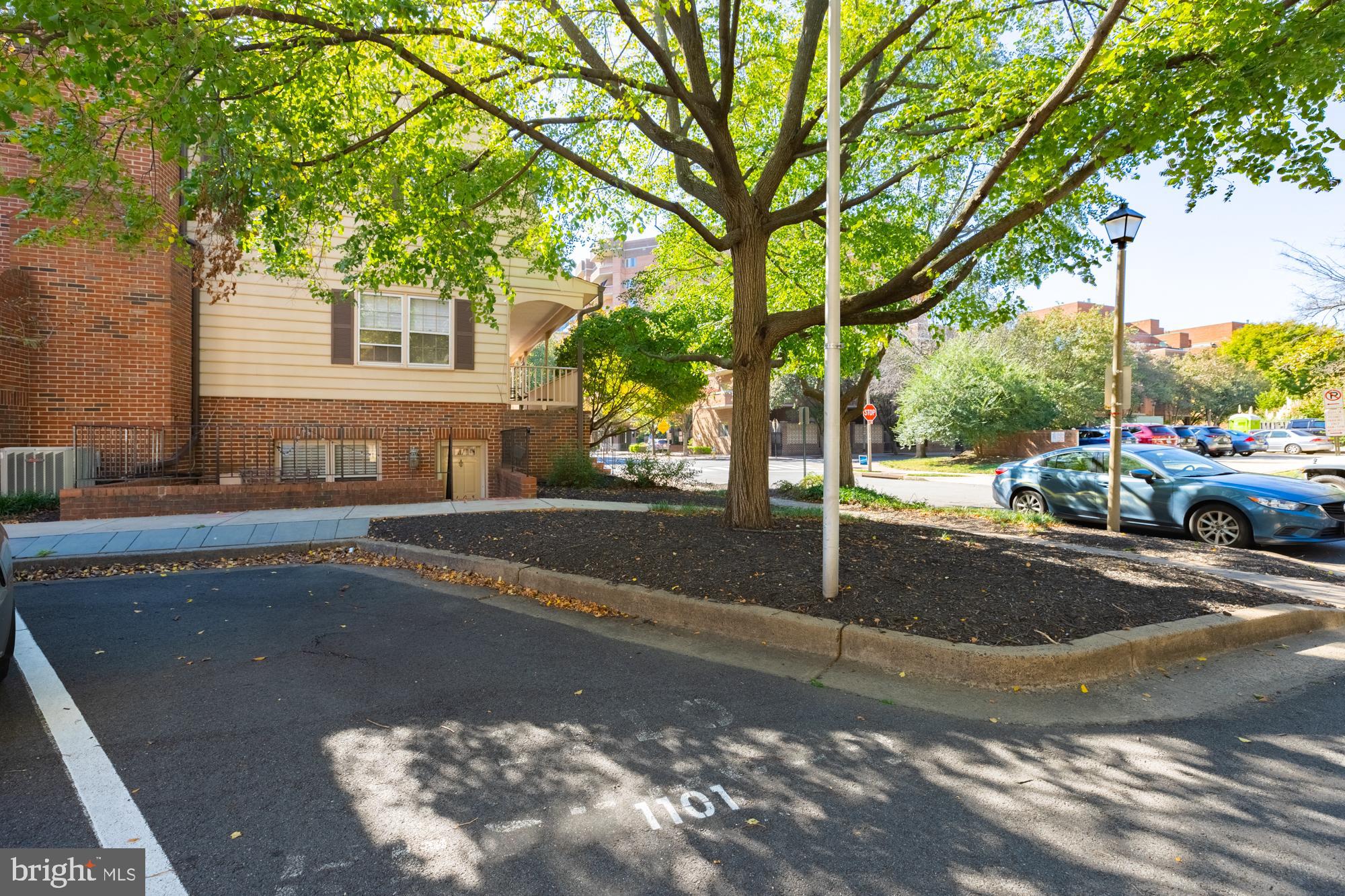 BALLSTON - Residential Lease