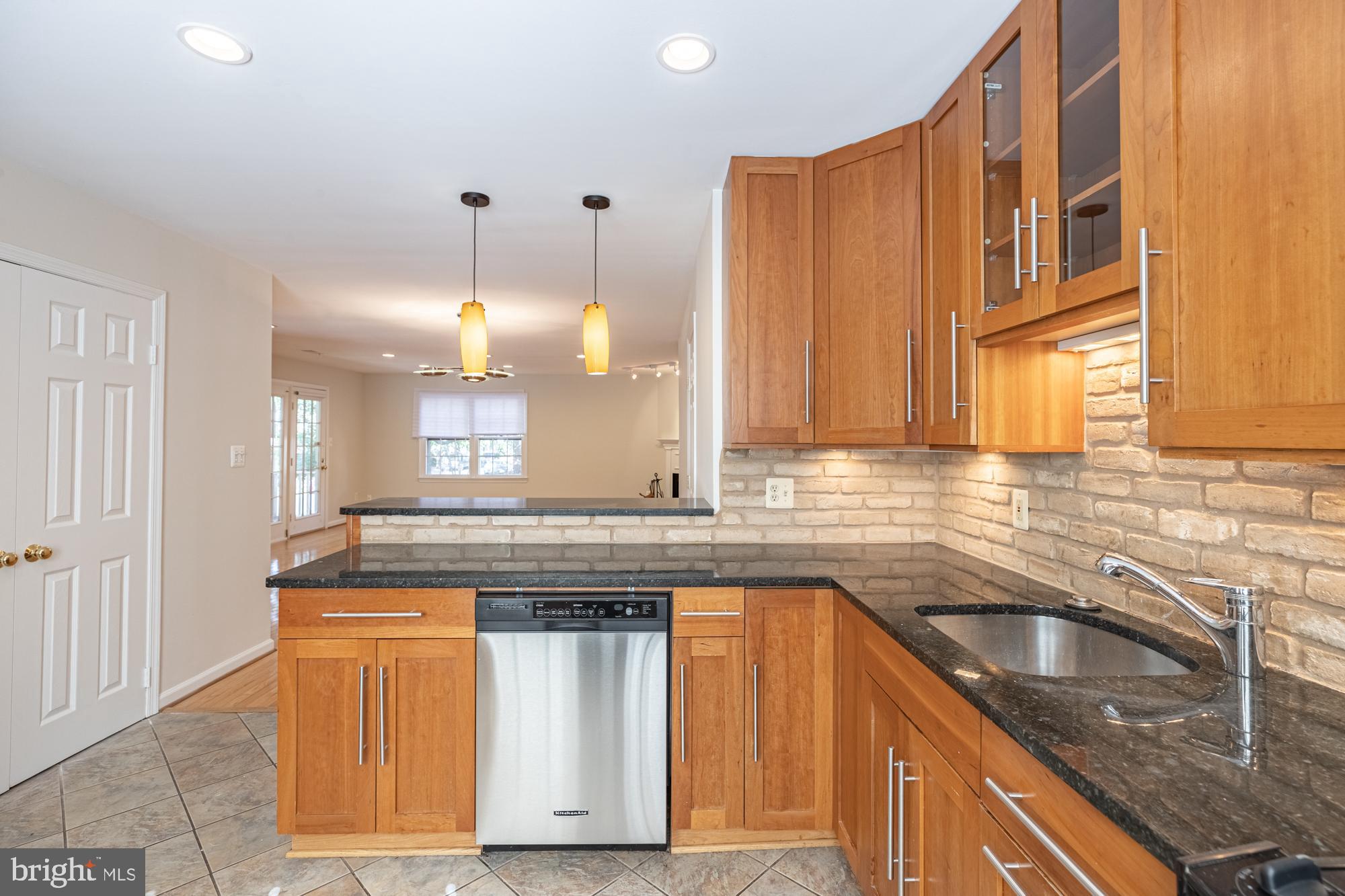 BALLSTON - Residential Lease