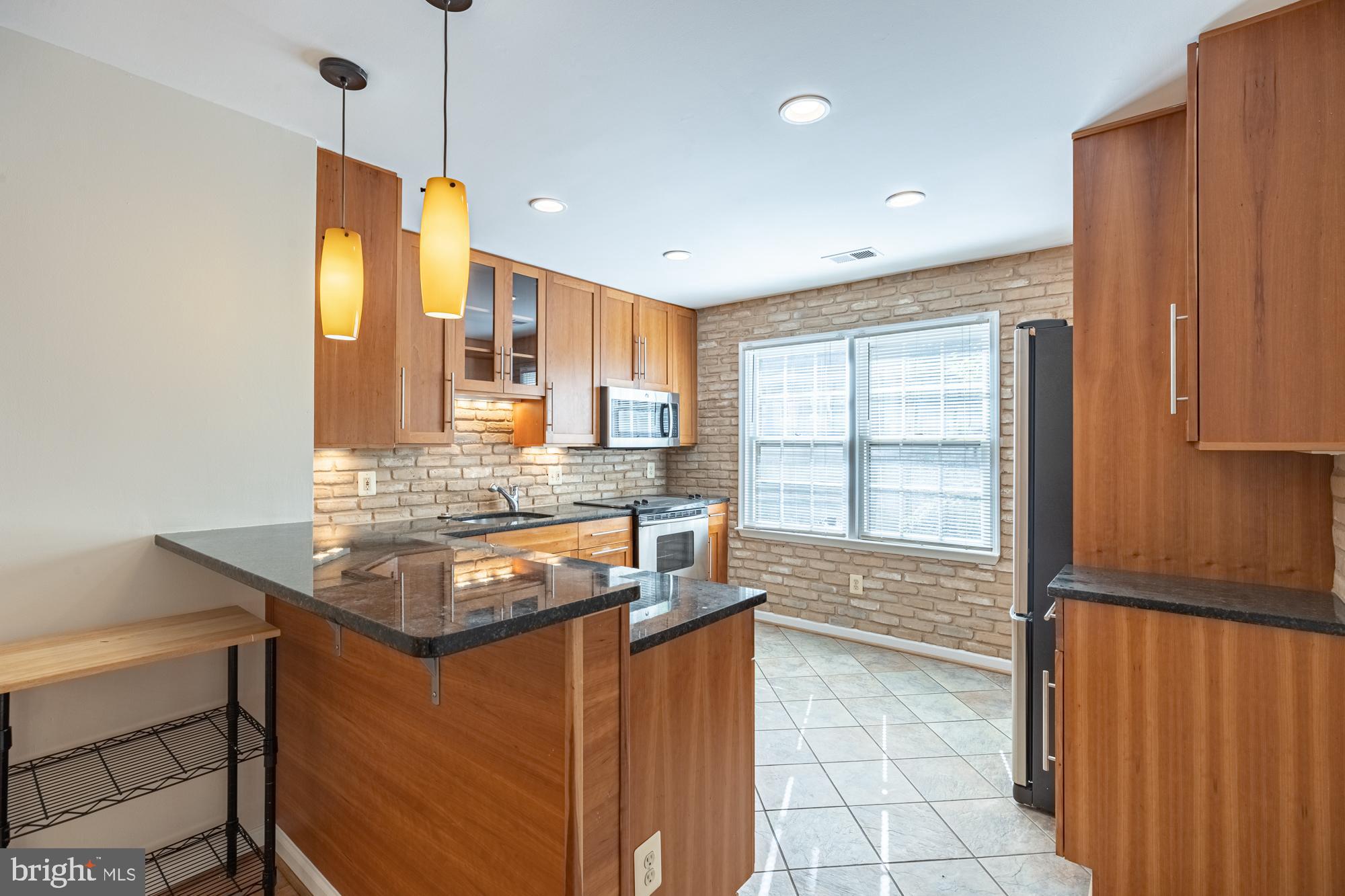 BALLSTON - Residential Lease