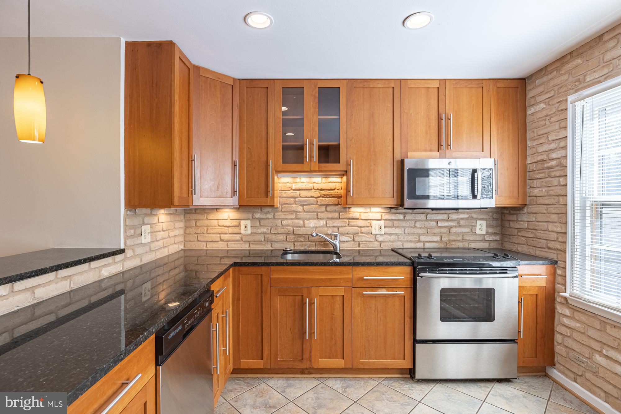 BALLSTON - Residential Lease