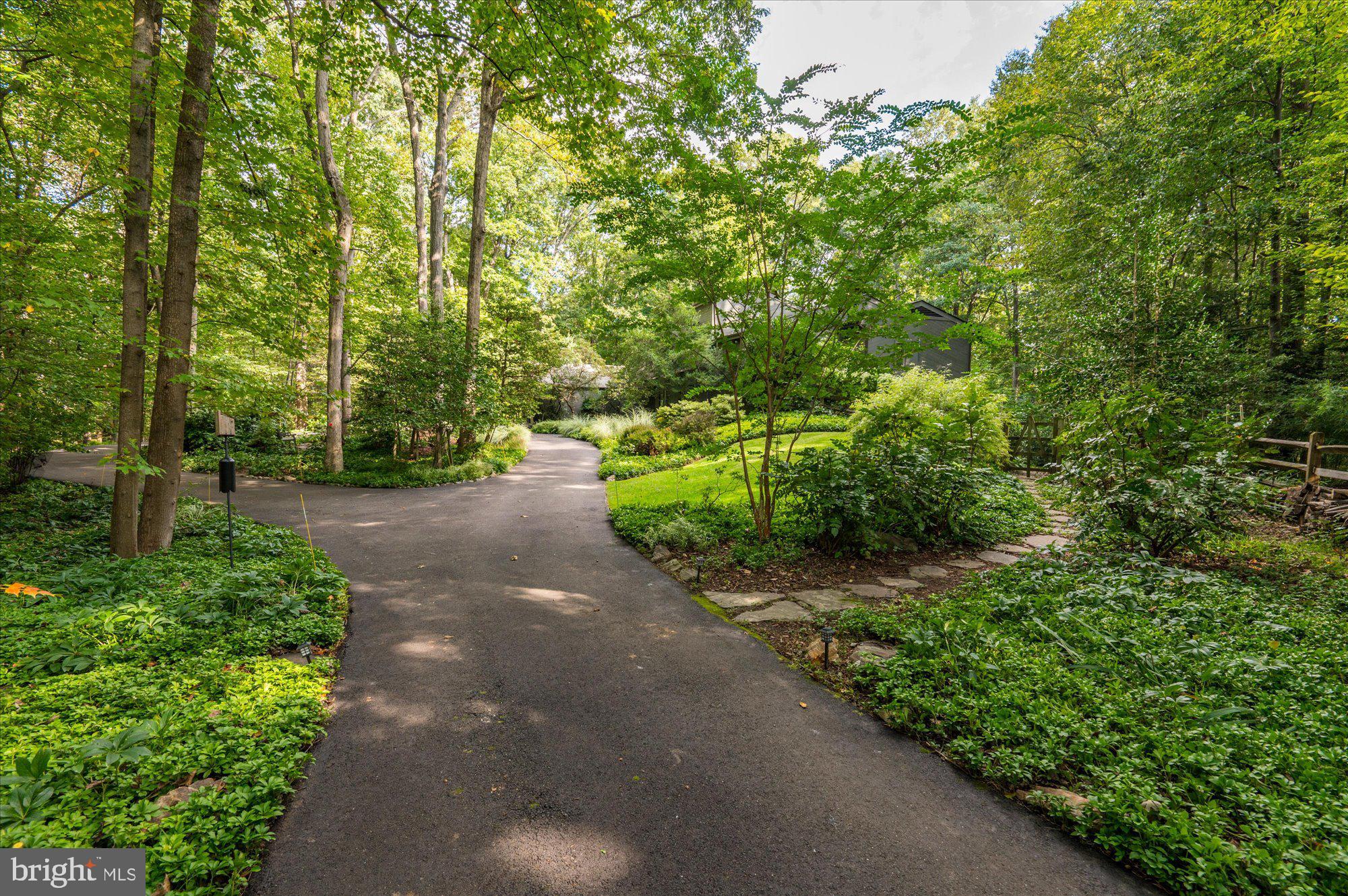 MAZZA WOODS - Residential