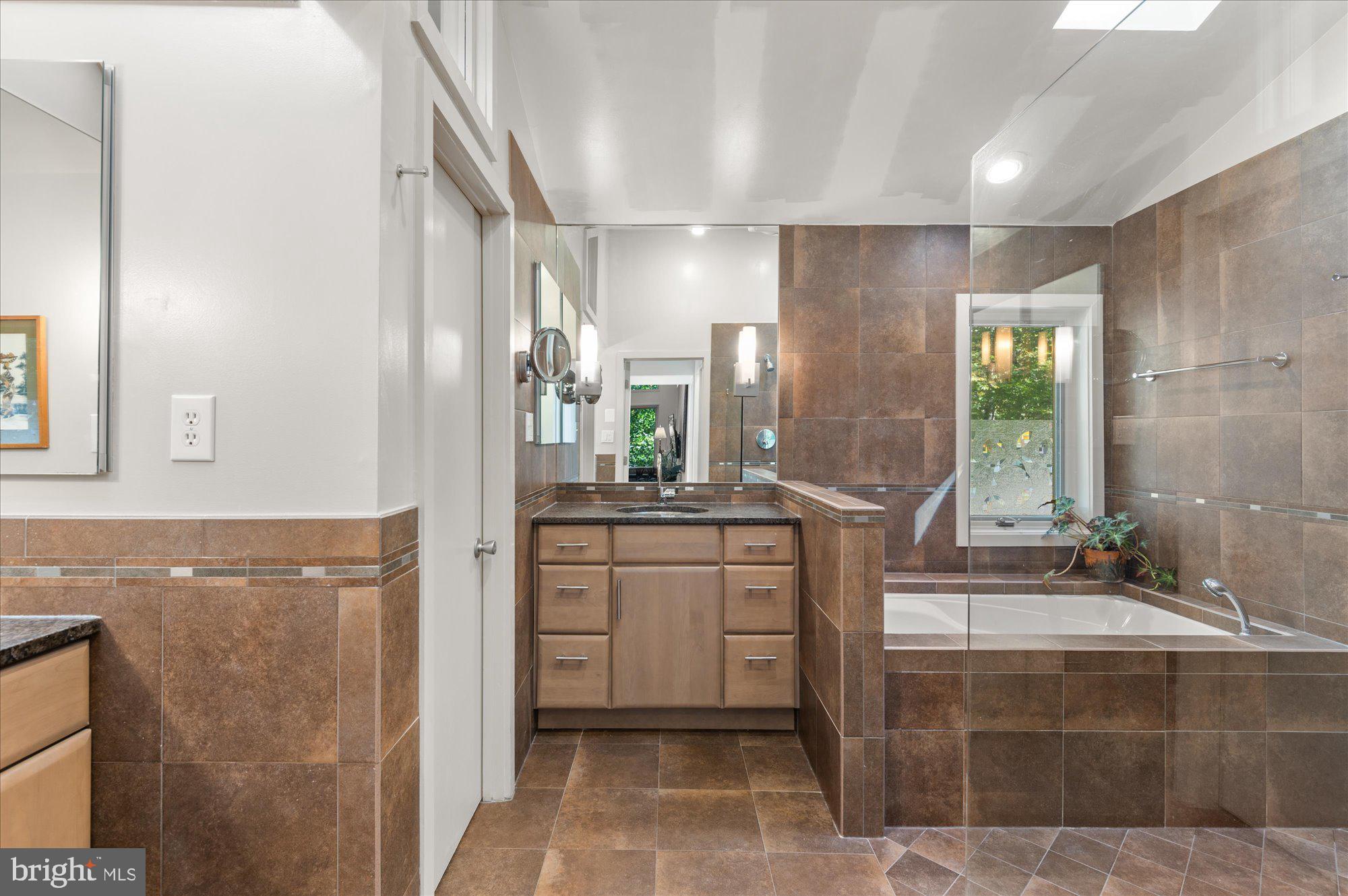 MAZZA WOODS - Residential