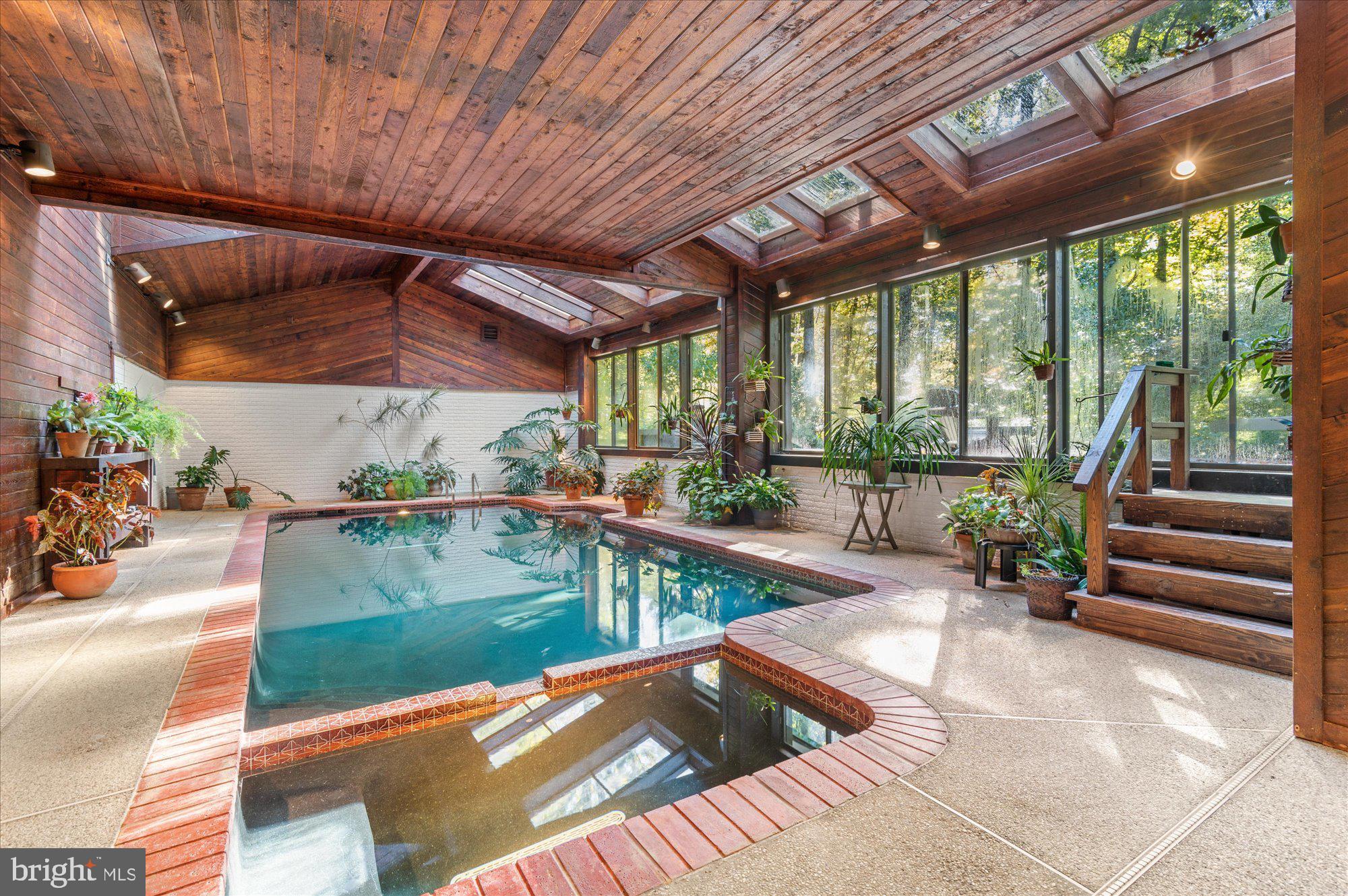 MAZZA WOODS - Residential