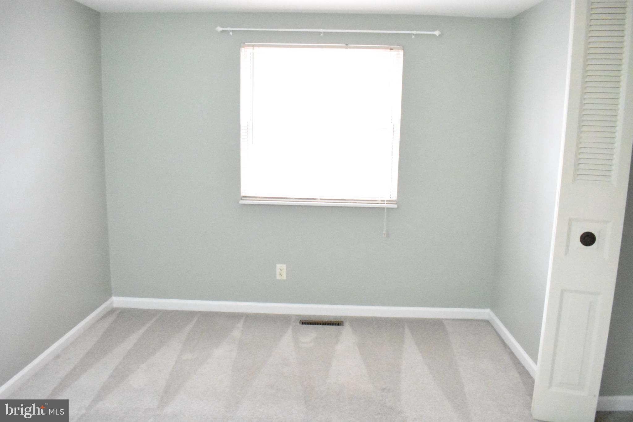 DEVONNE WOODS - Residential Lease