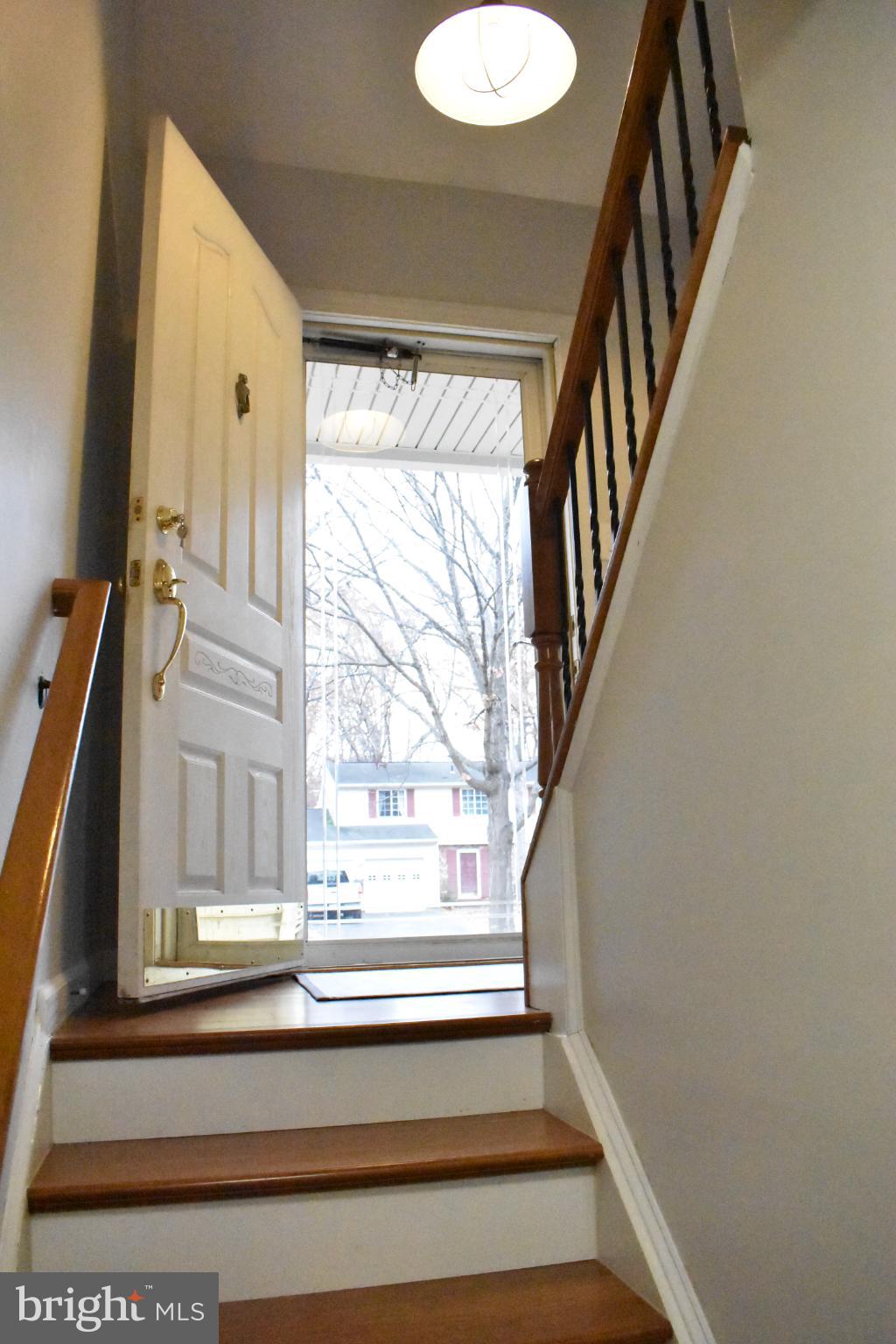 DEVONNE WOODS - Residential Lease