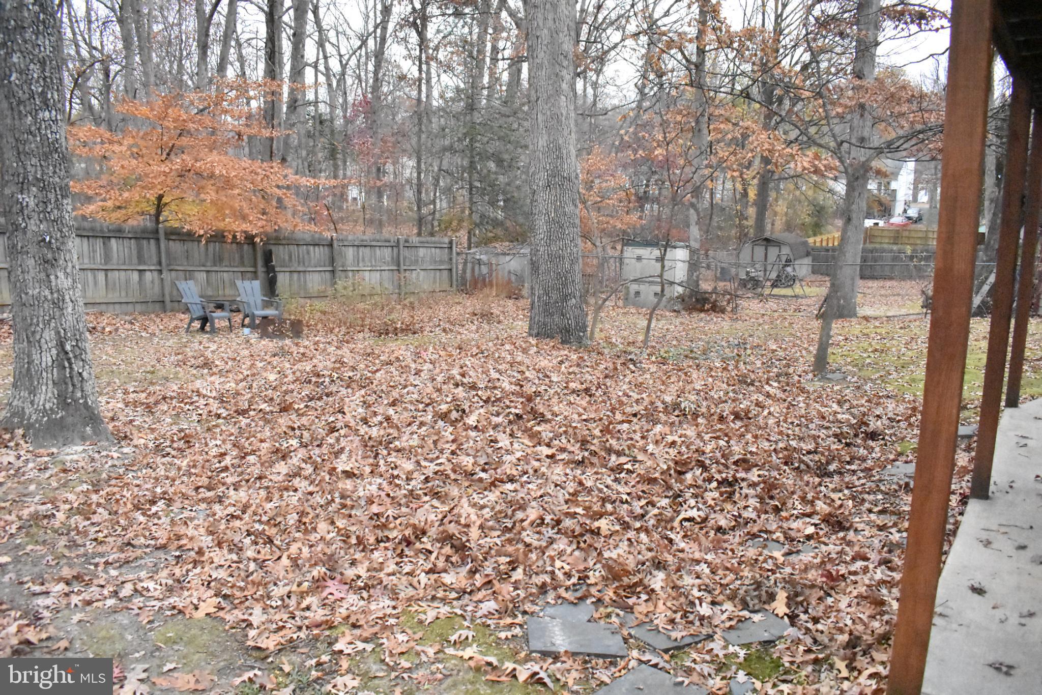 DEVONNE WOODS - Residential Lease