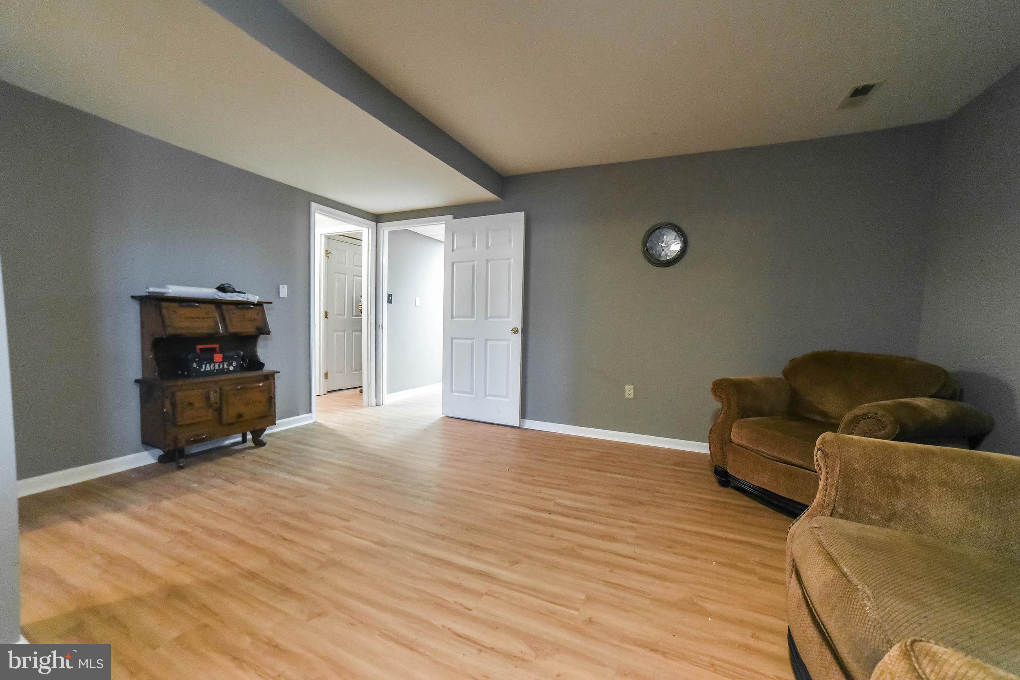 HUNTERS RIDGE - Residential