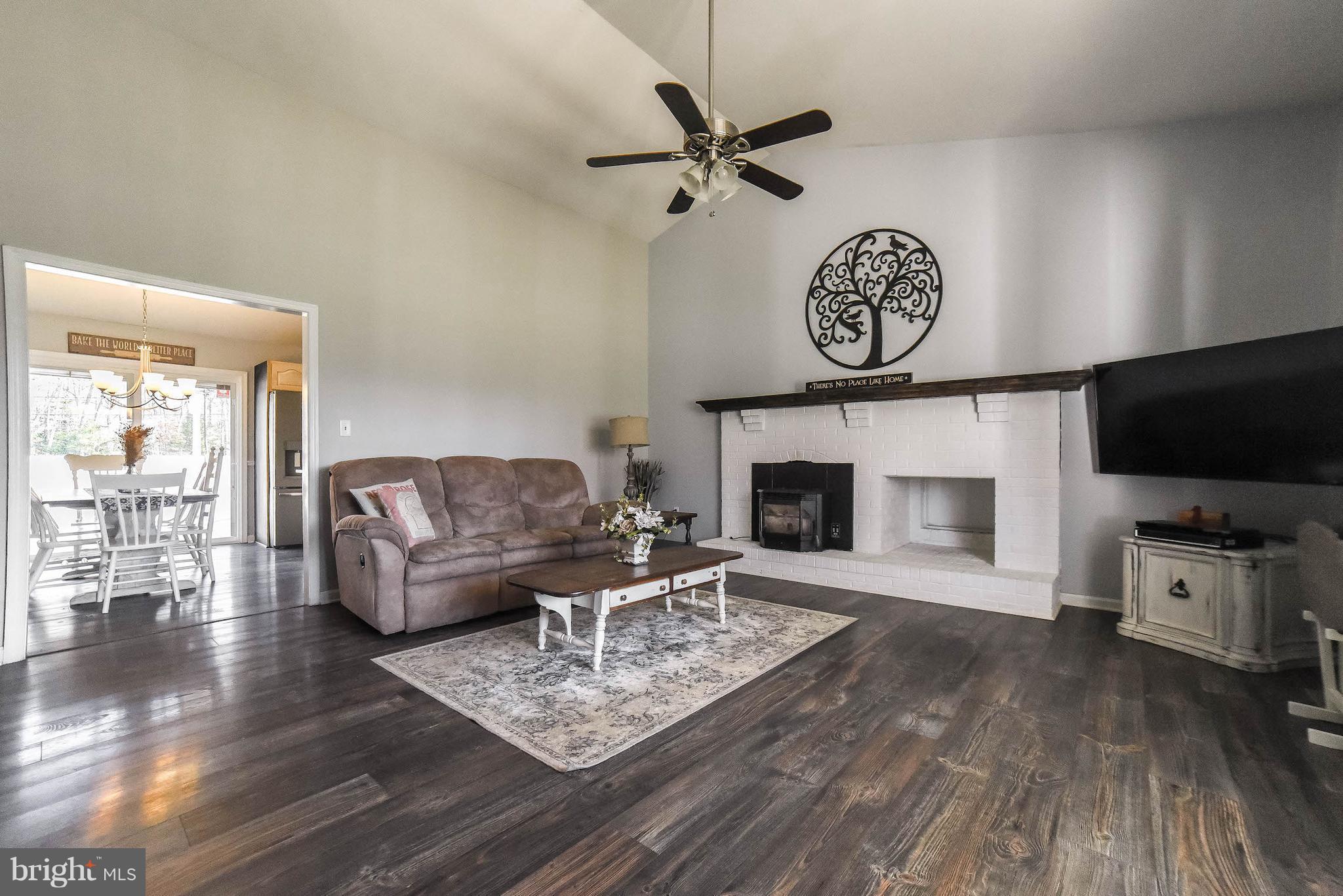 HUNTERS RIDGE - Residential