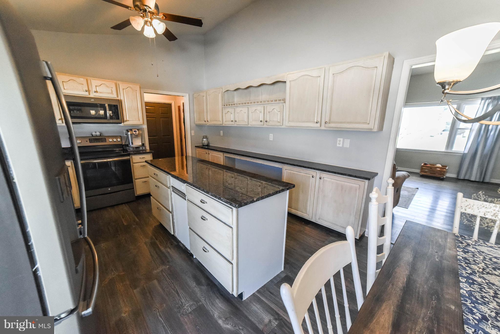 HUNTERS RIDGE - Residential