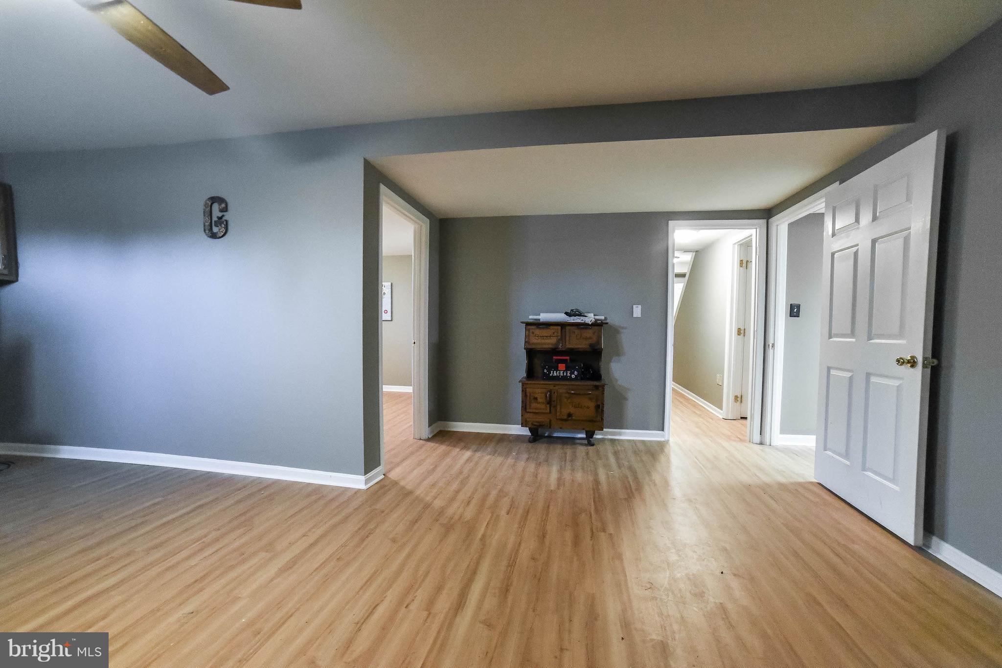 HUNTERS RIDGE - Residential