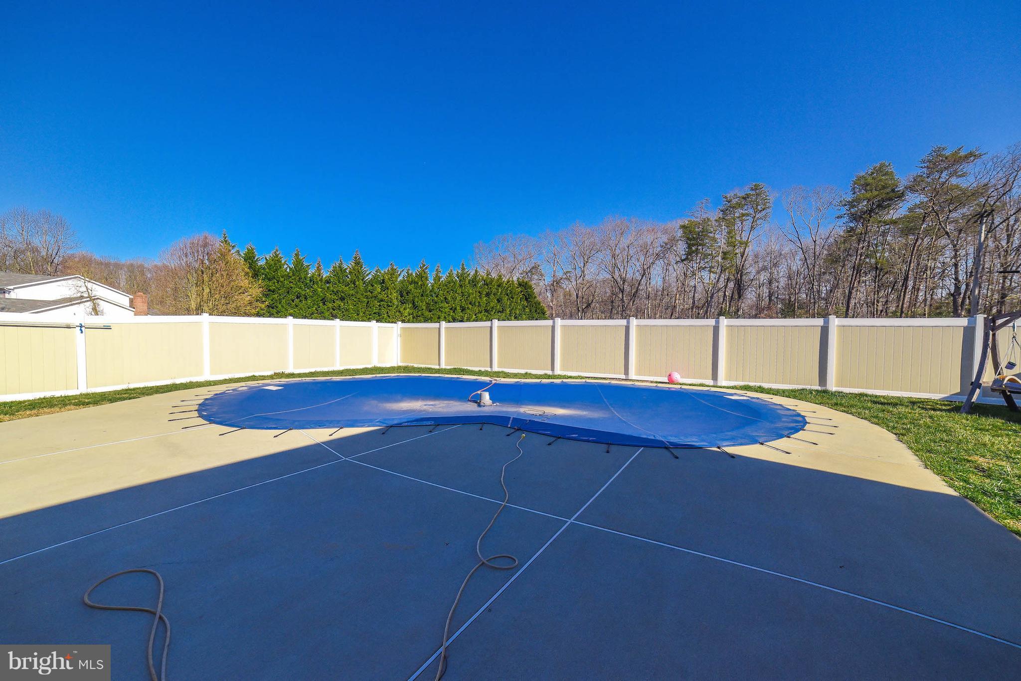 HUNTERS RIDGE - Residential