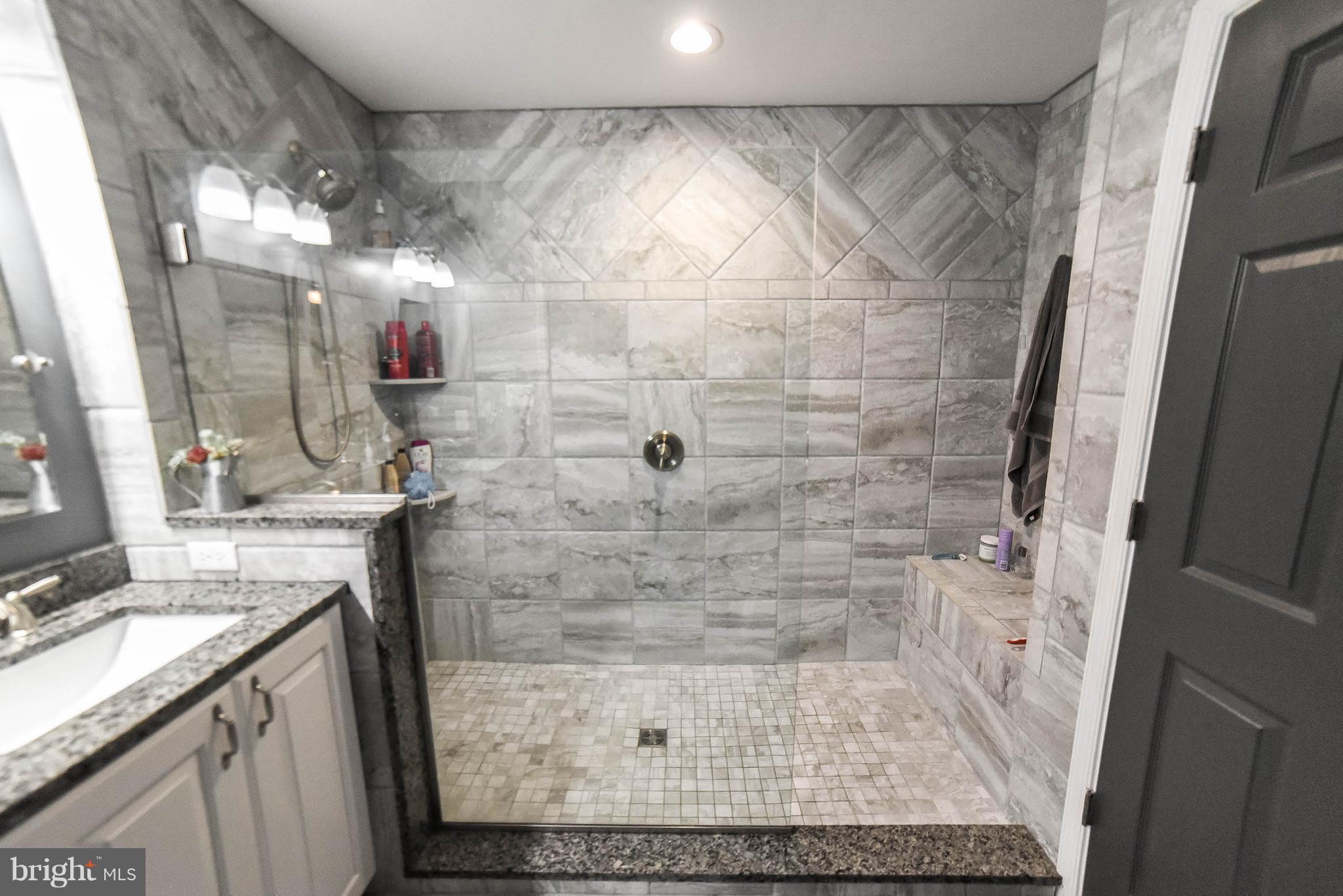 HUNTERS RIDGE - Residential