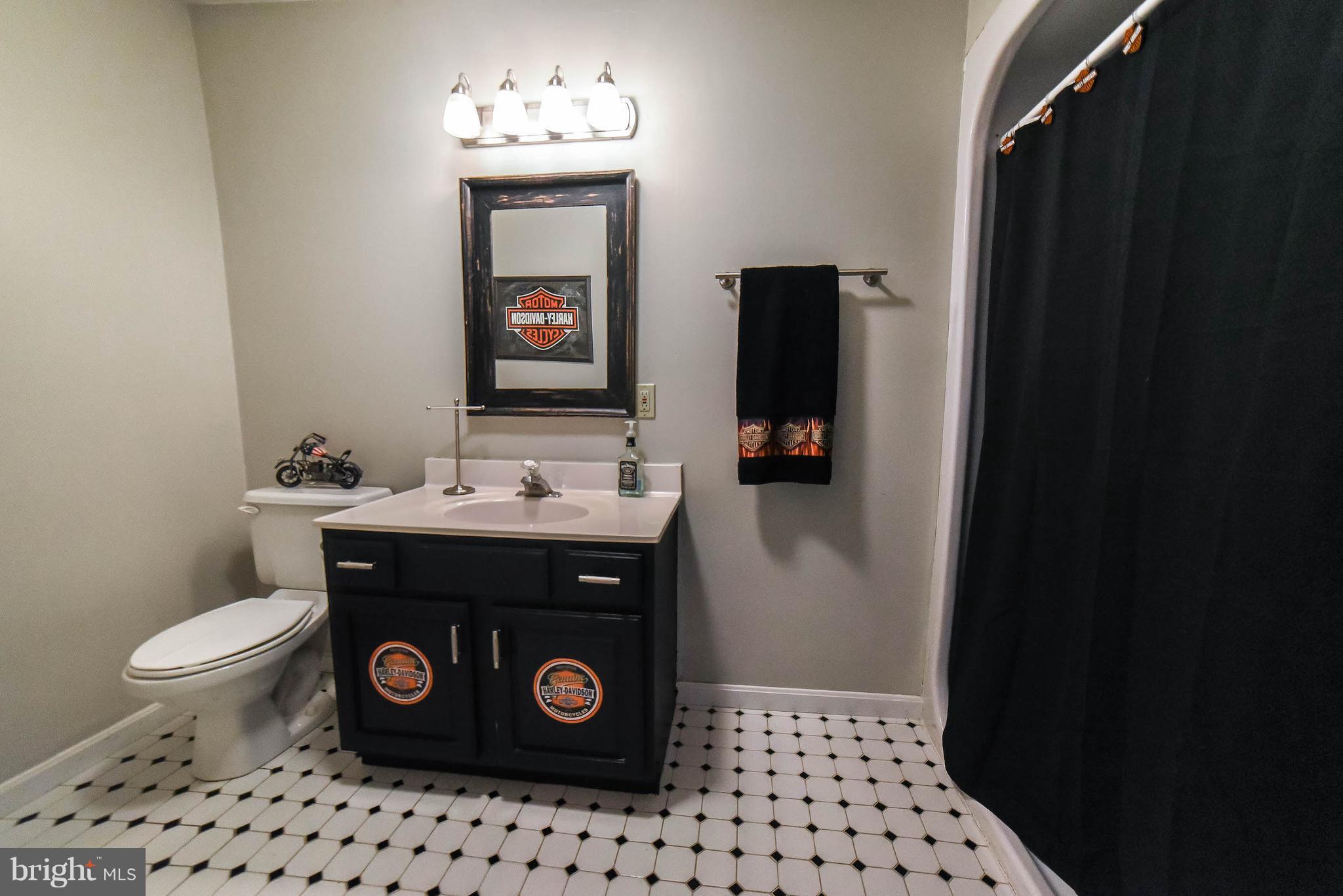 HUNTERS RIDGE - Residential