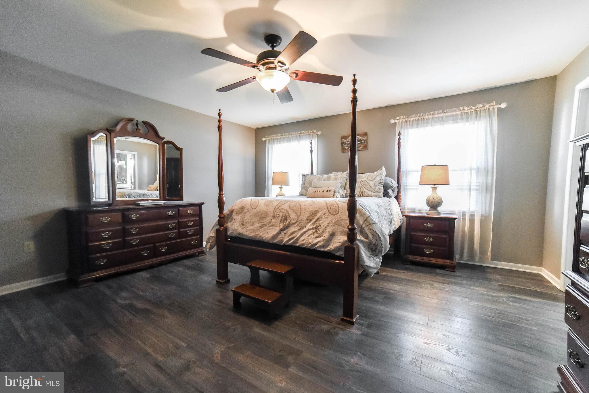 HUNTERS RIDGE - Residential