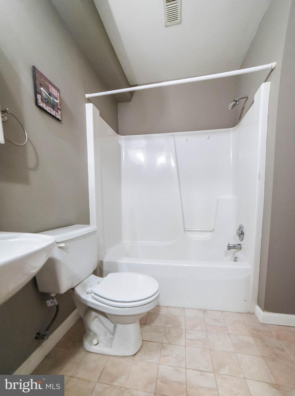 HUNTERS RIDGE - Residential