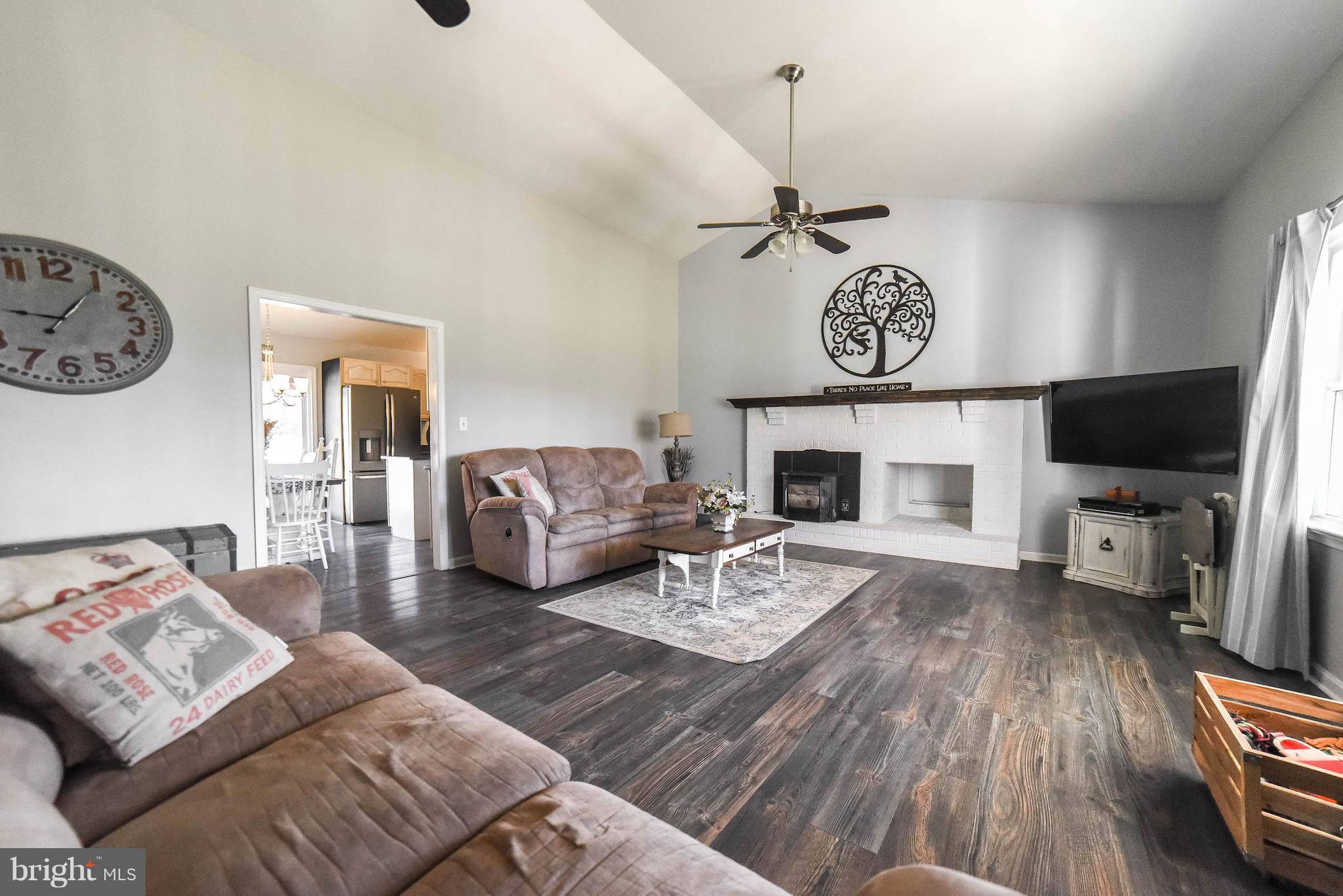 HUNTERS RIDGE - Residential