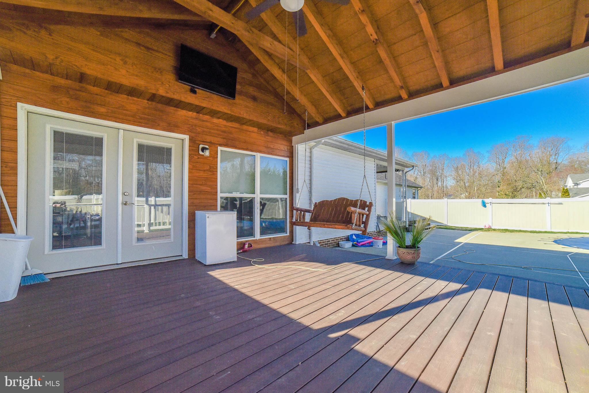 HUNTERS RIDGE - Residential