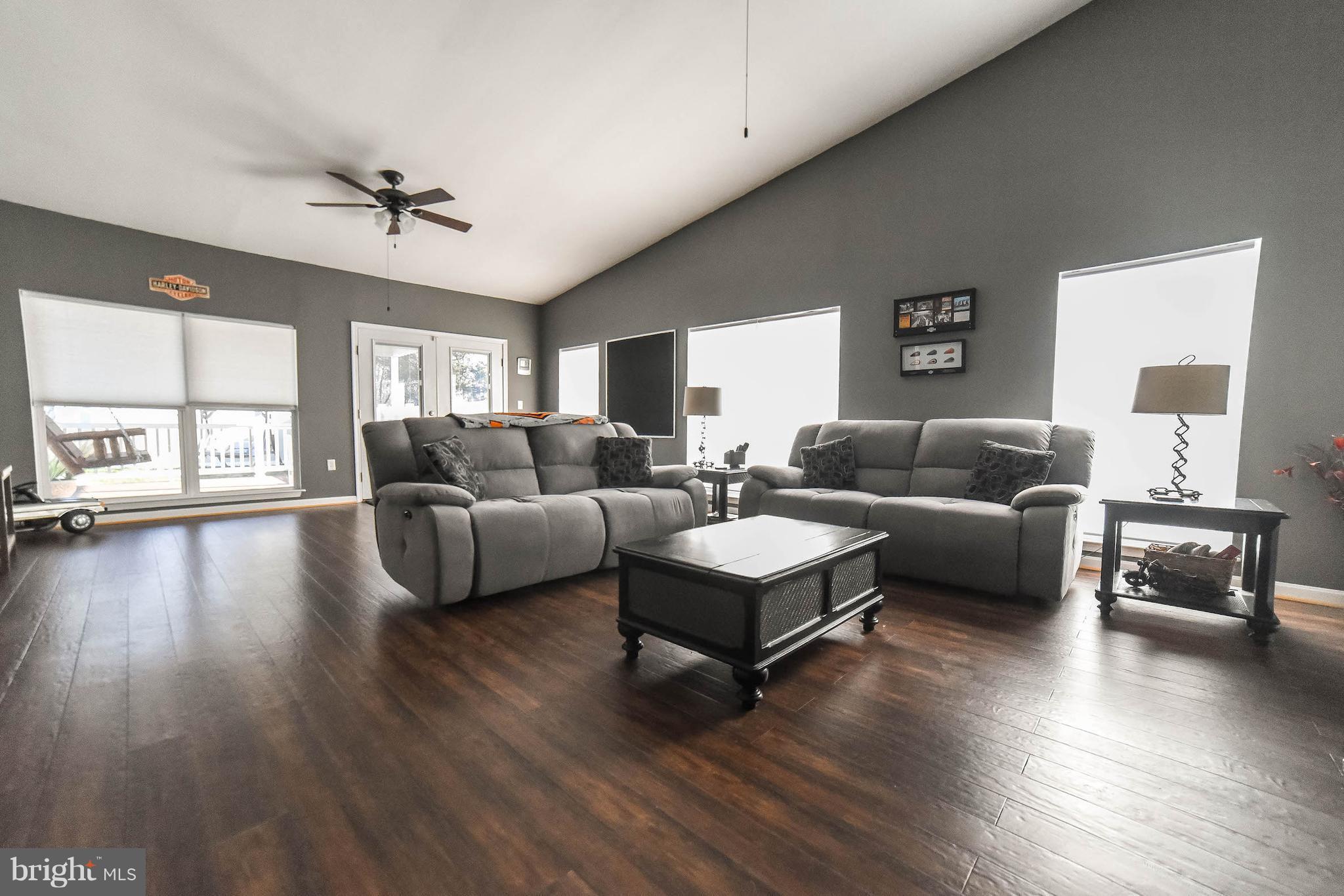 HUNTERS RIDGE - Residential