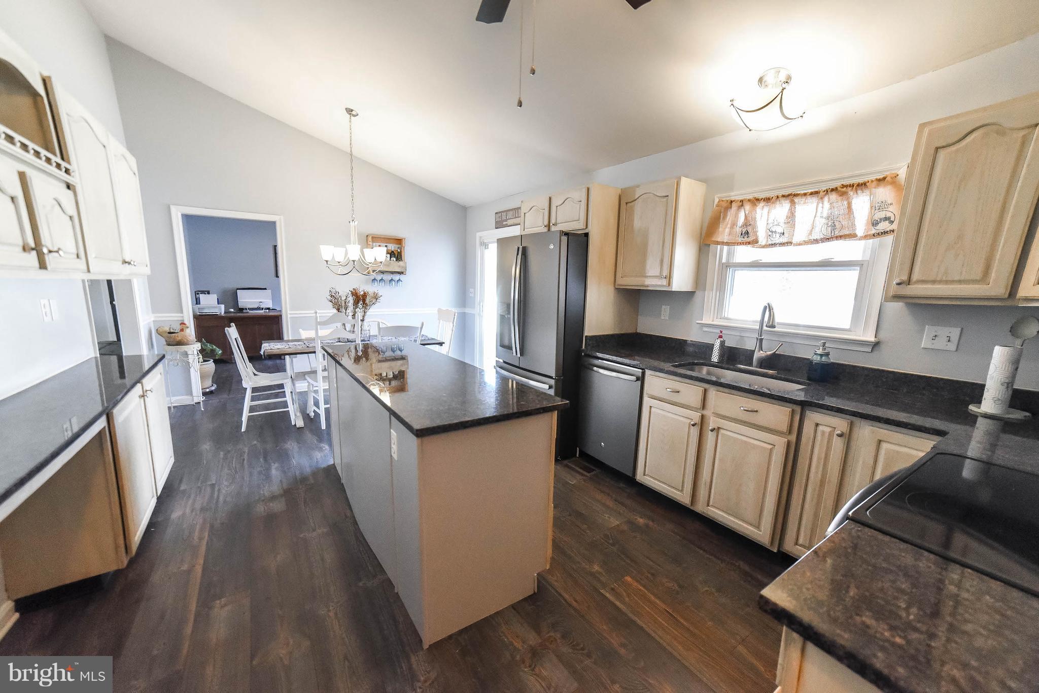 HUNTERS RIDGE - Residential