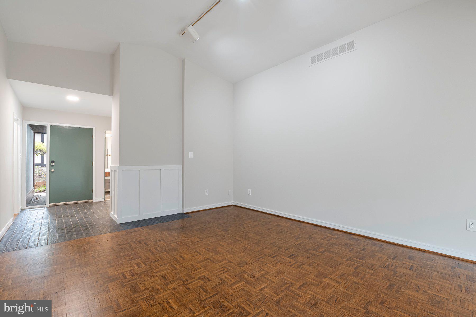 HICKORY RIDGE - Residential Lease