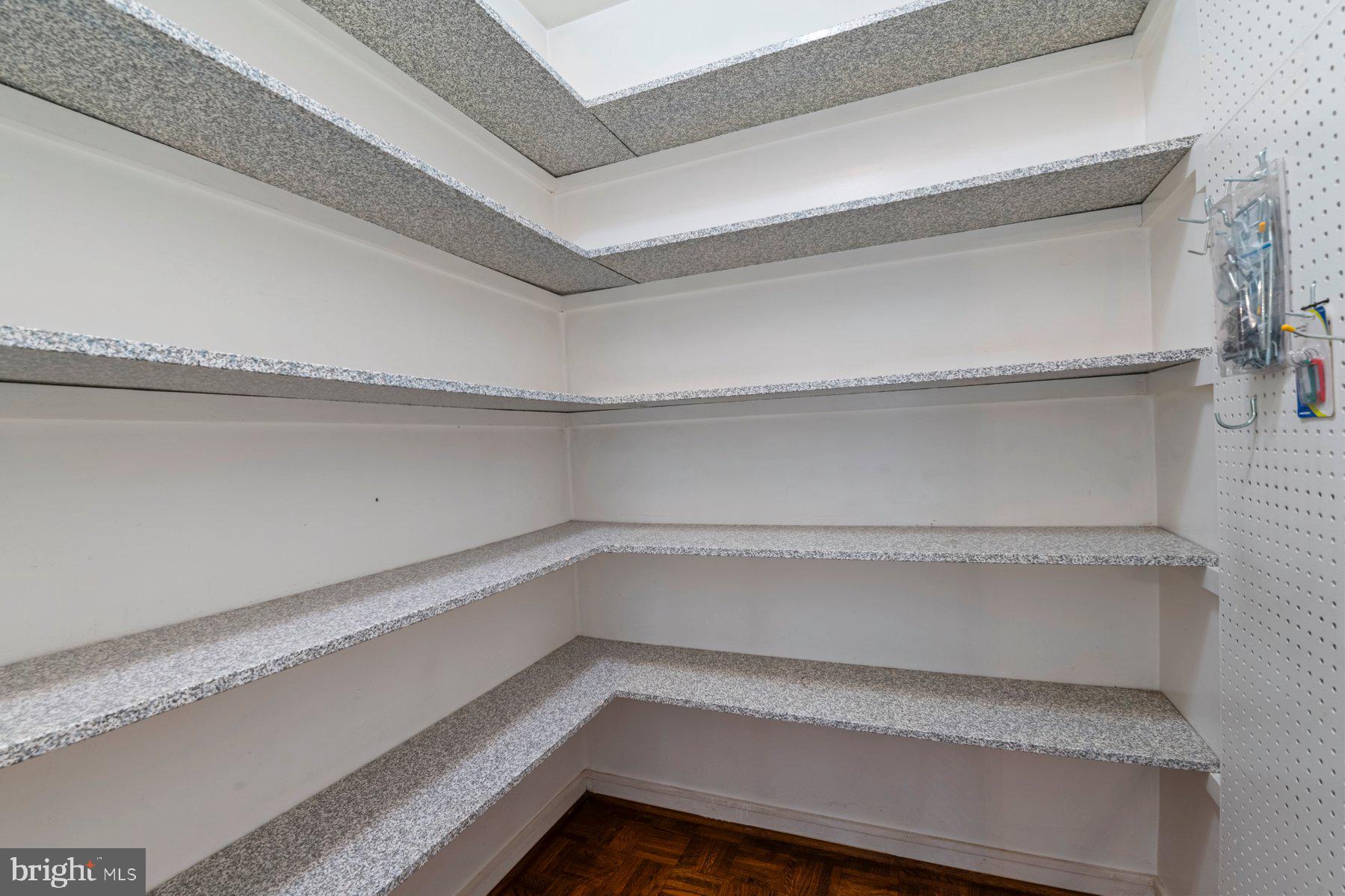 HICKORY RIDGE - Residential Lease