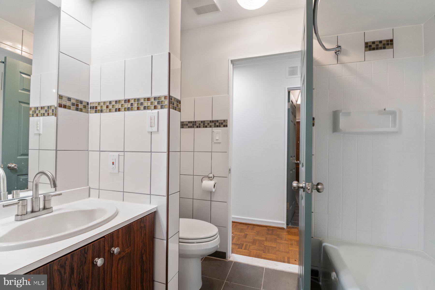 HICKORY RIDGE - Residential Lease