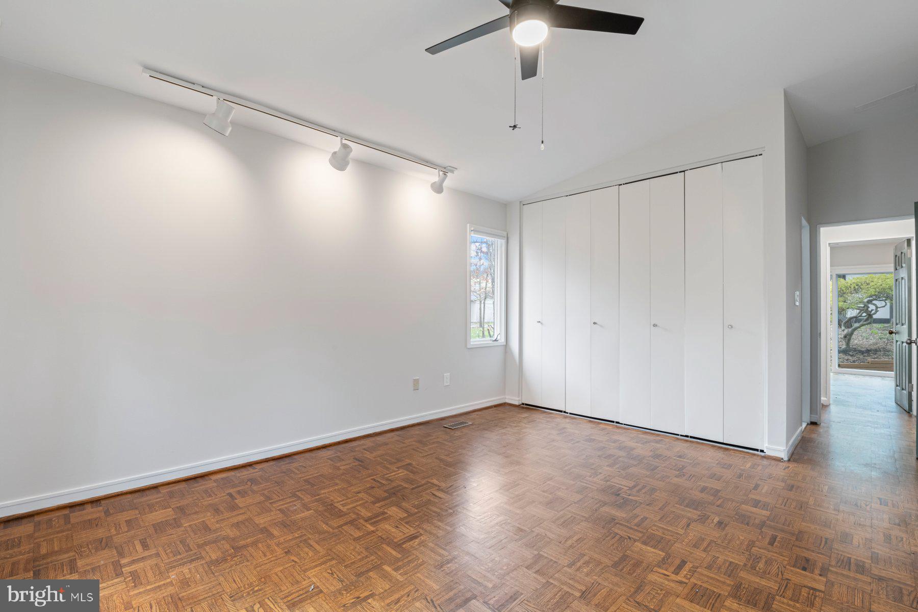 HICKORY RIDGE - Residential Lease