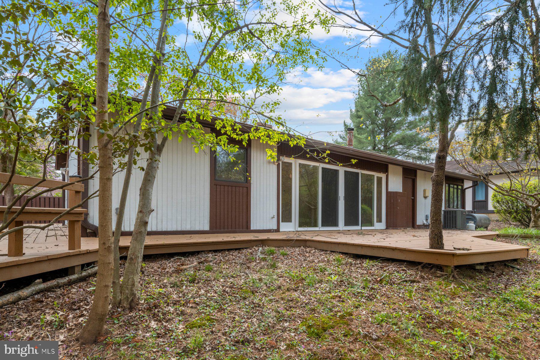 HICKORY RIDGE - Residential Lease