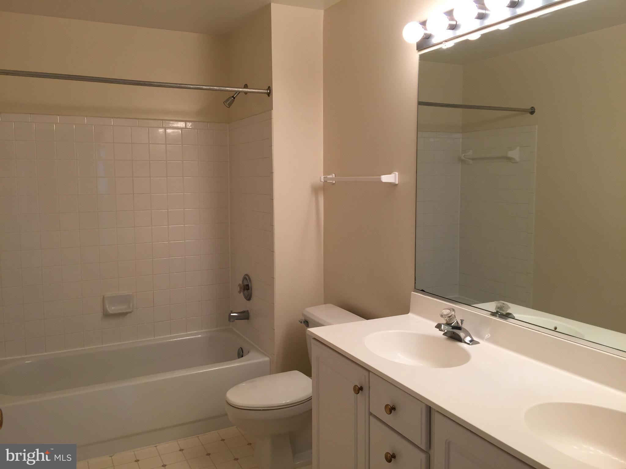 HIGHLAND AT GUNSTON CORNER - Residential Lease