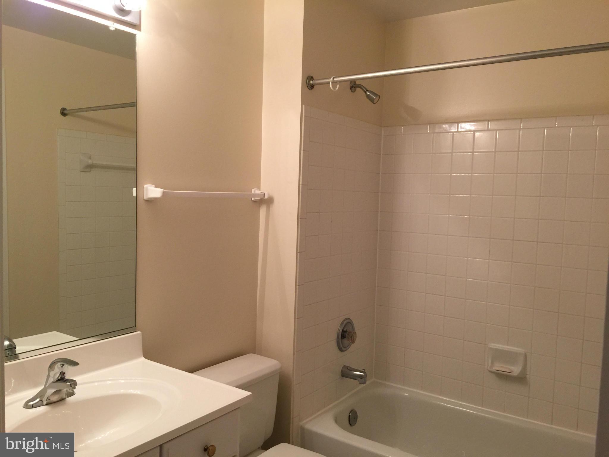 HIGHLAND AT GUNSTON CORNER - Residential Lease