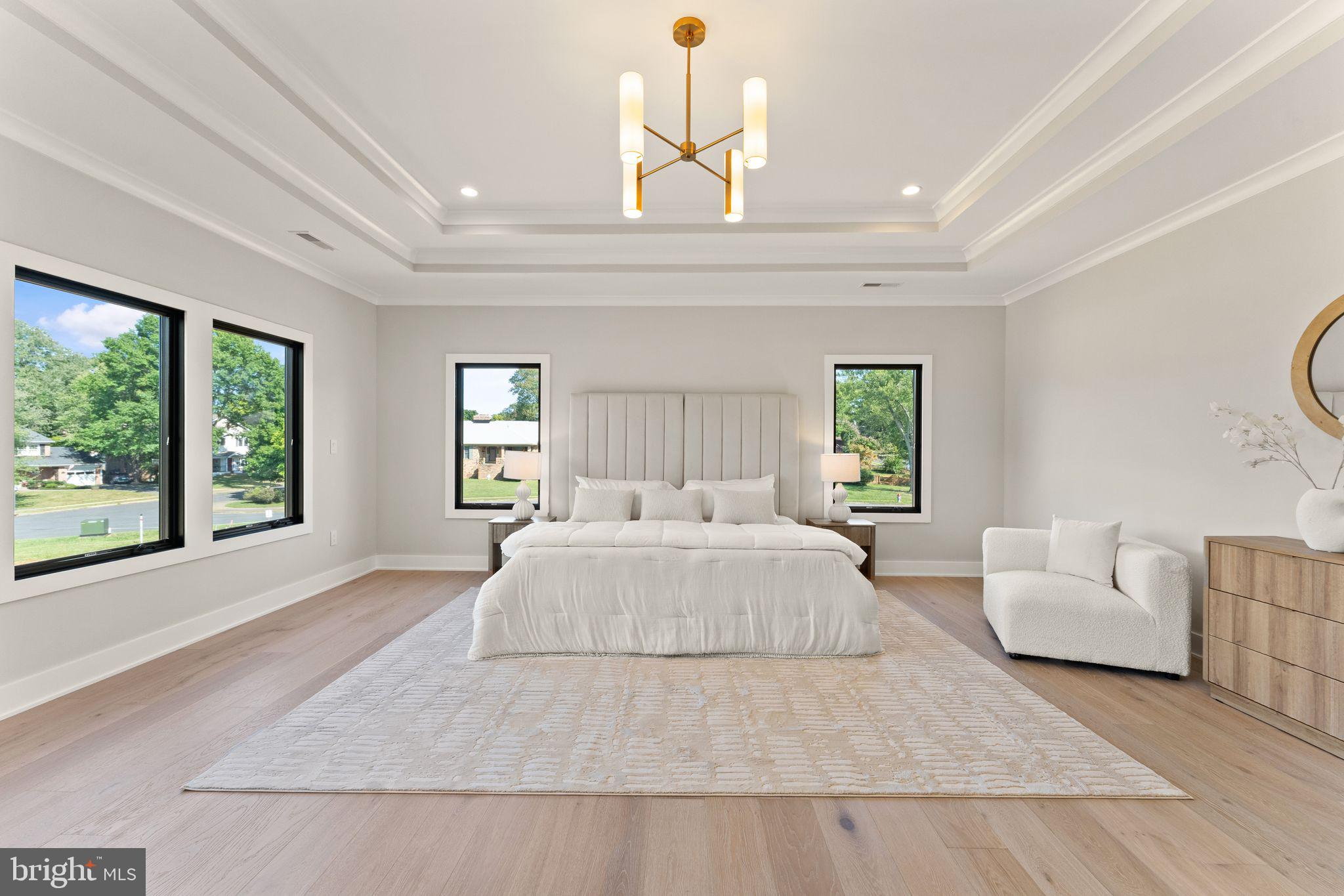 VIENNA WOODS - Residential