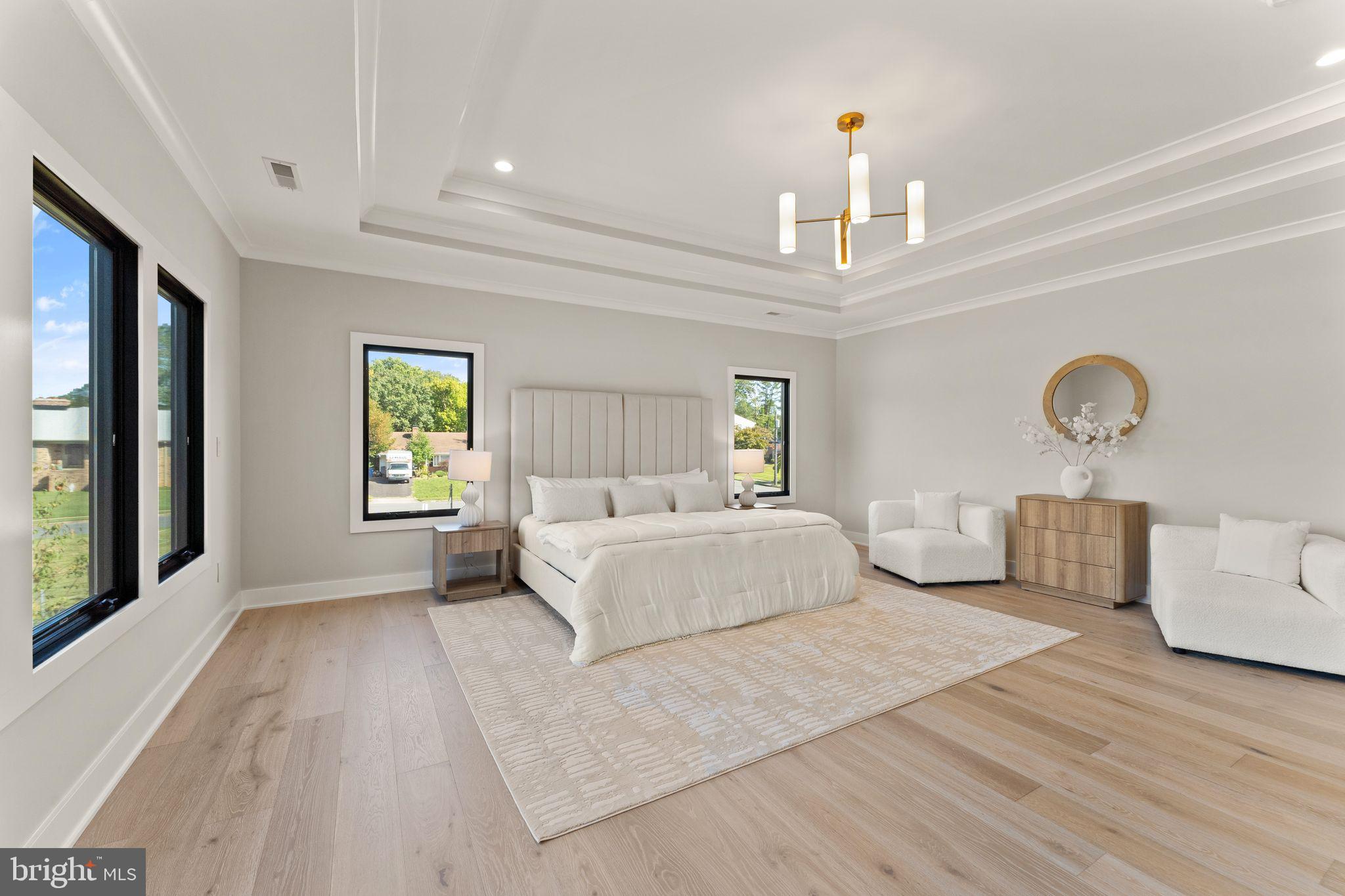 VIENNA WOODS - Residential