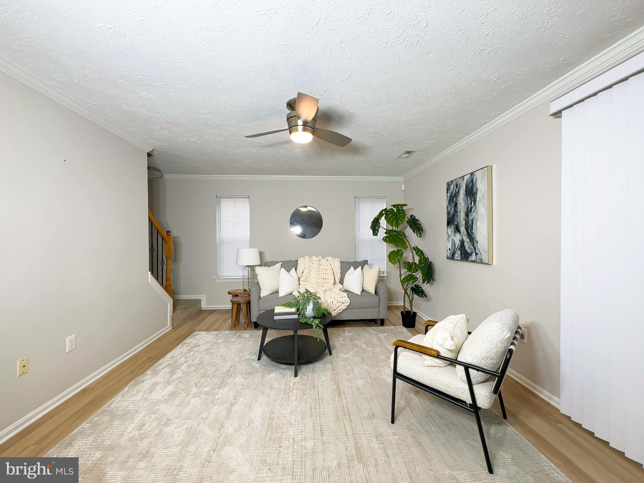 OXFORD OAKS - Residential Lease