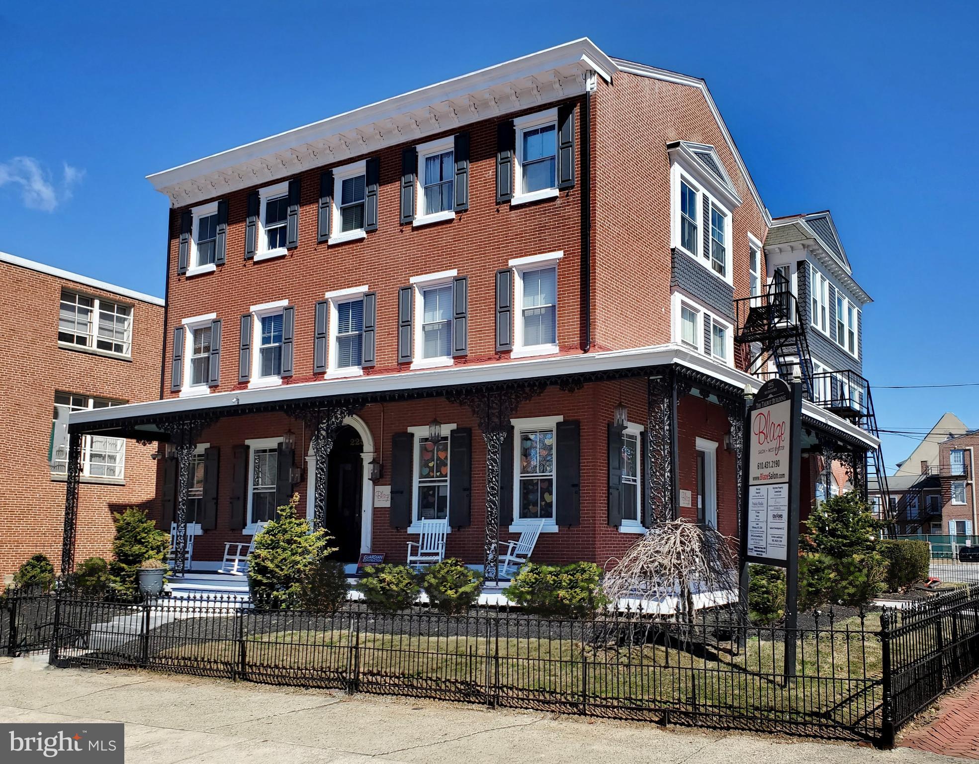 - Commercial Lease