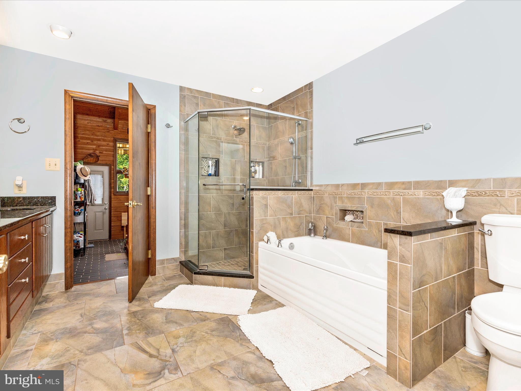 SCOUTS KNOLL - Residential