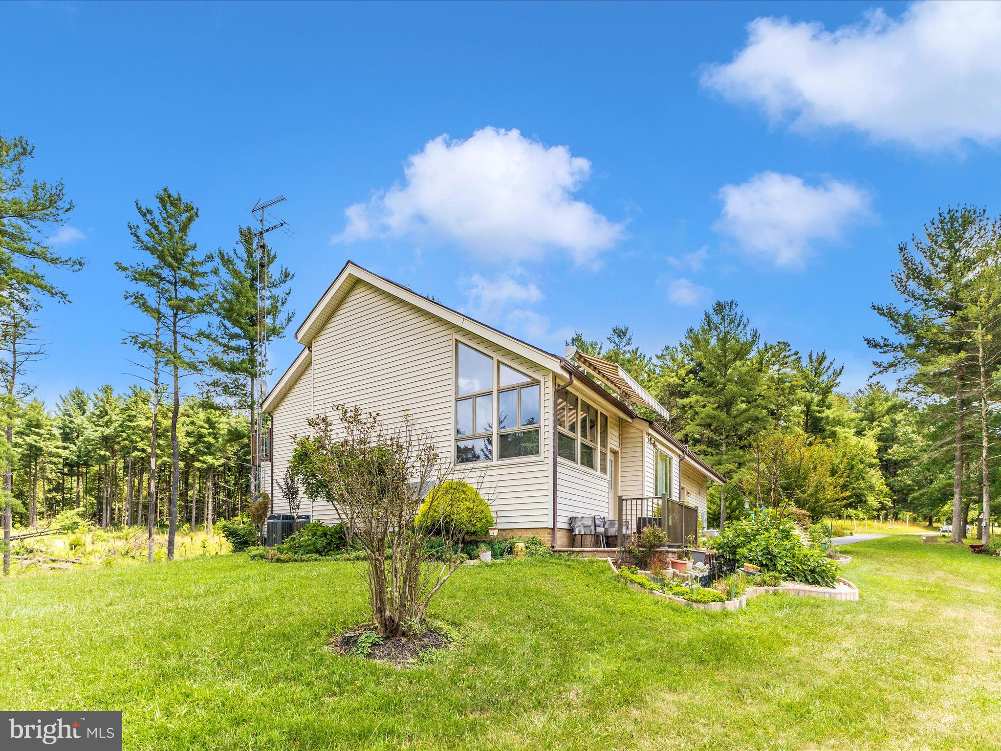 SCOUTS KNOLL - Residential