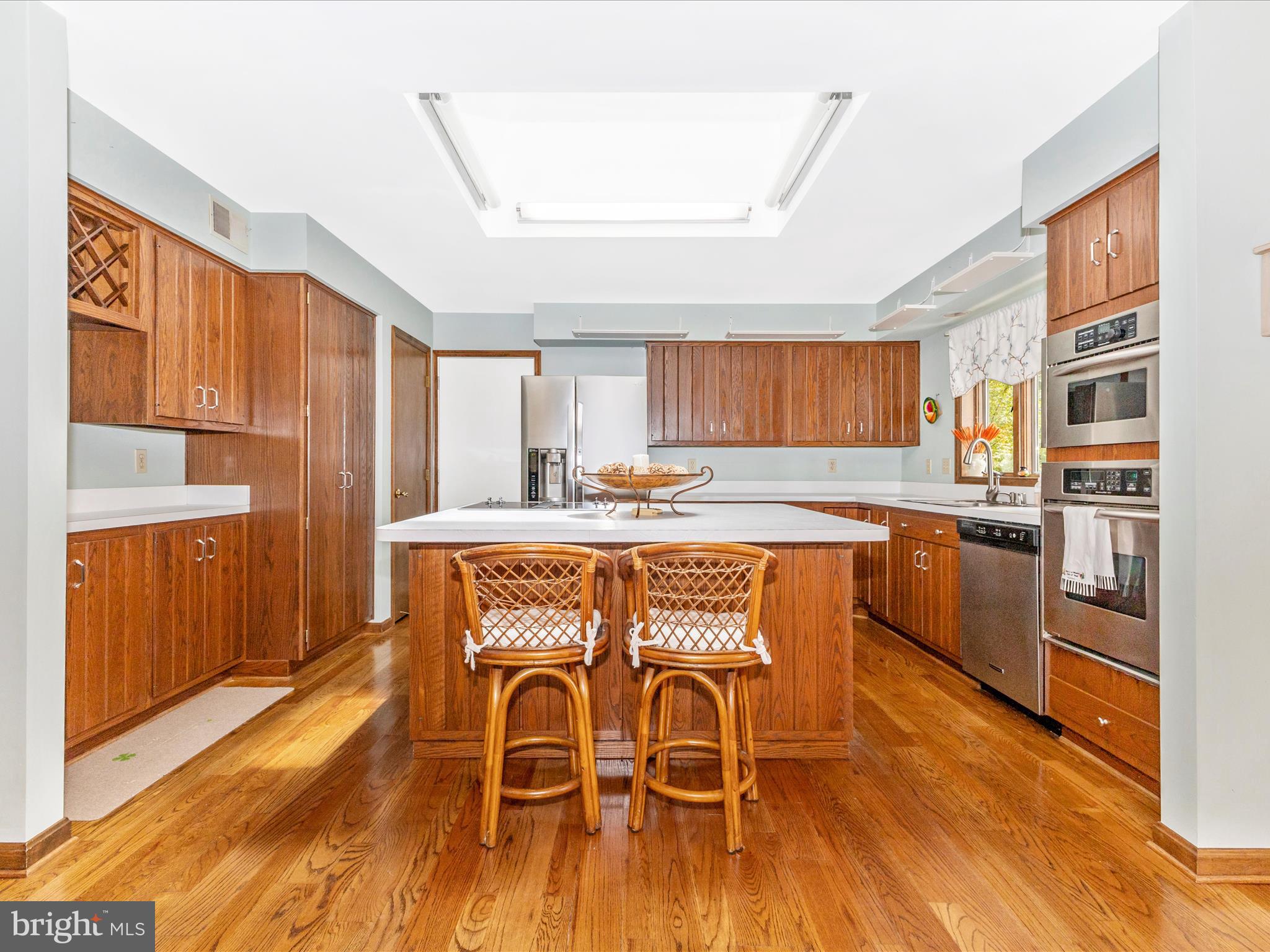 SCOUTS KNOLL - Residential