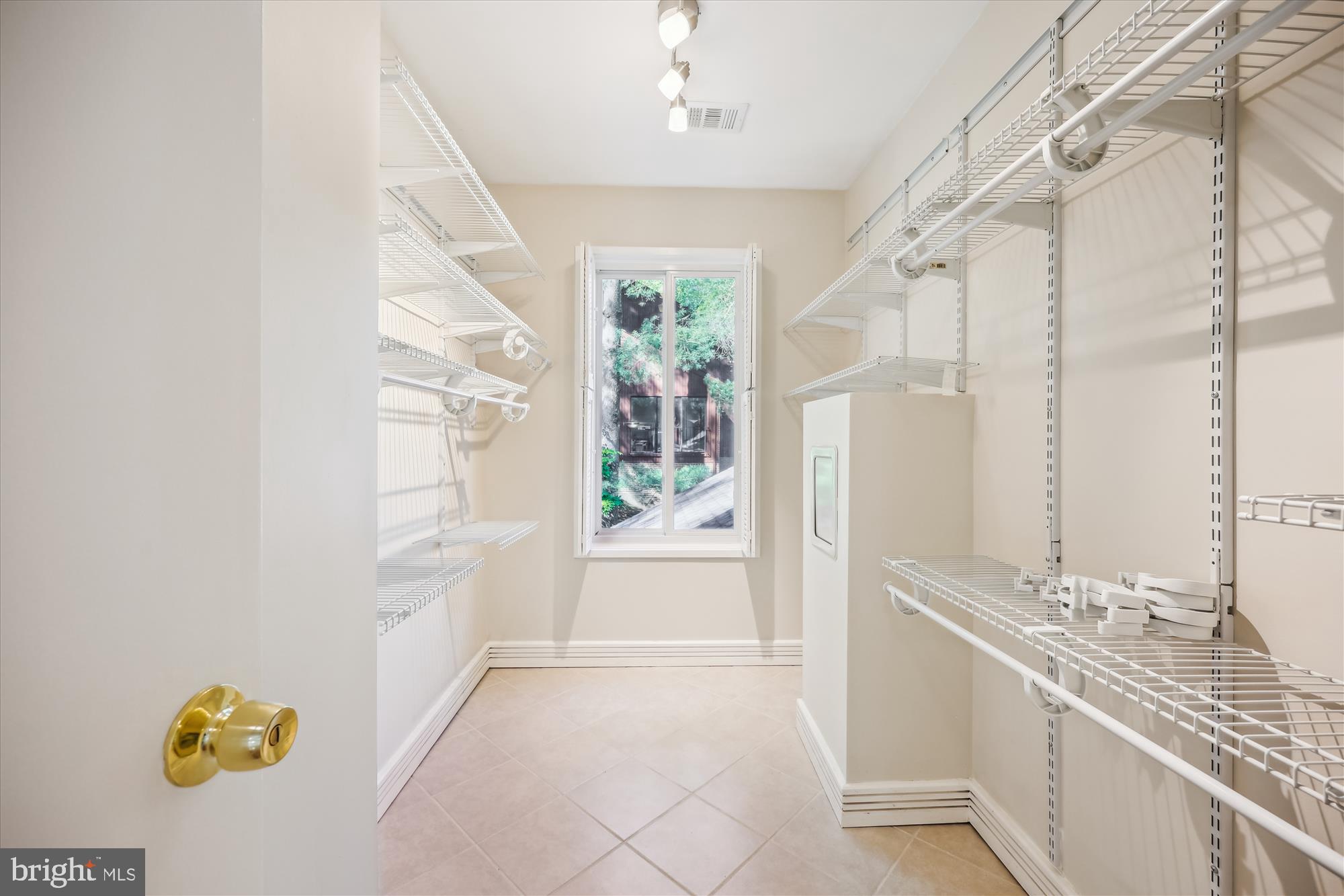 EVERGREEN - Residential