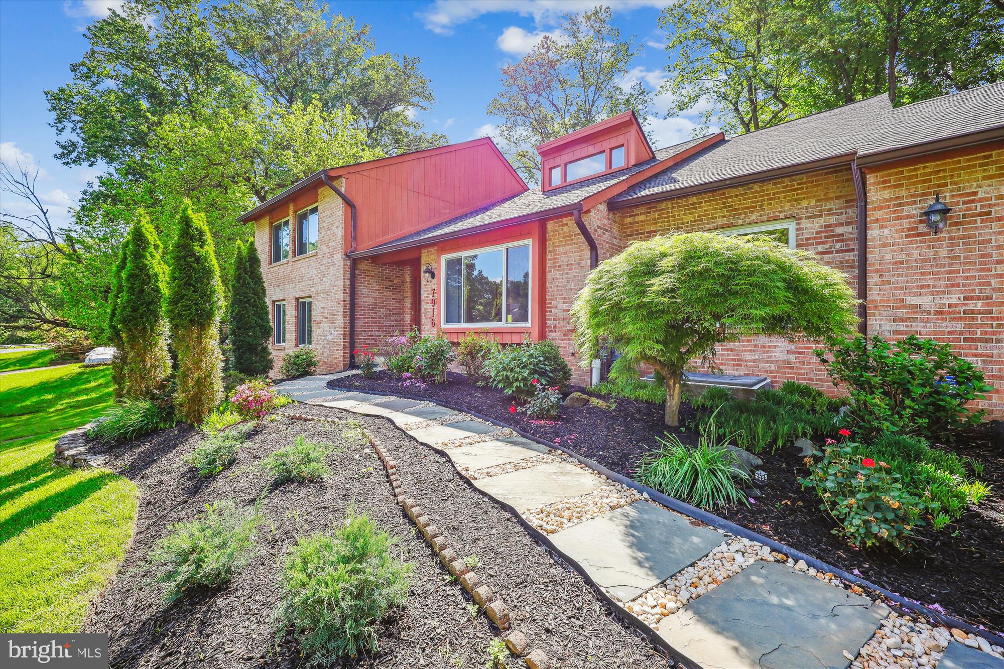7916 CYPRESS GROVE LANE